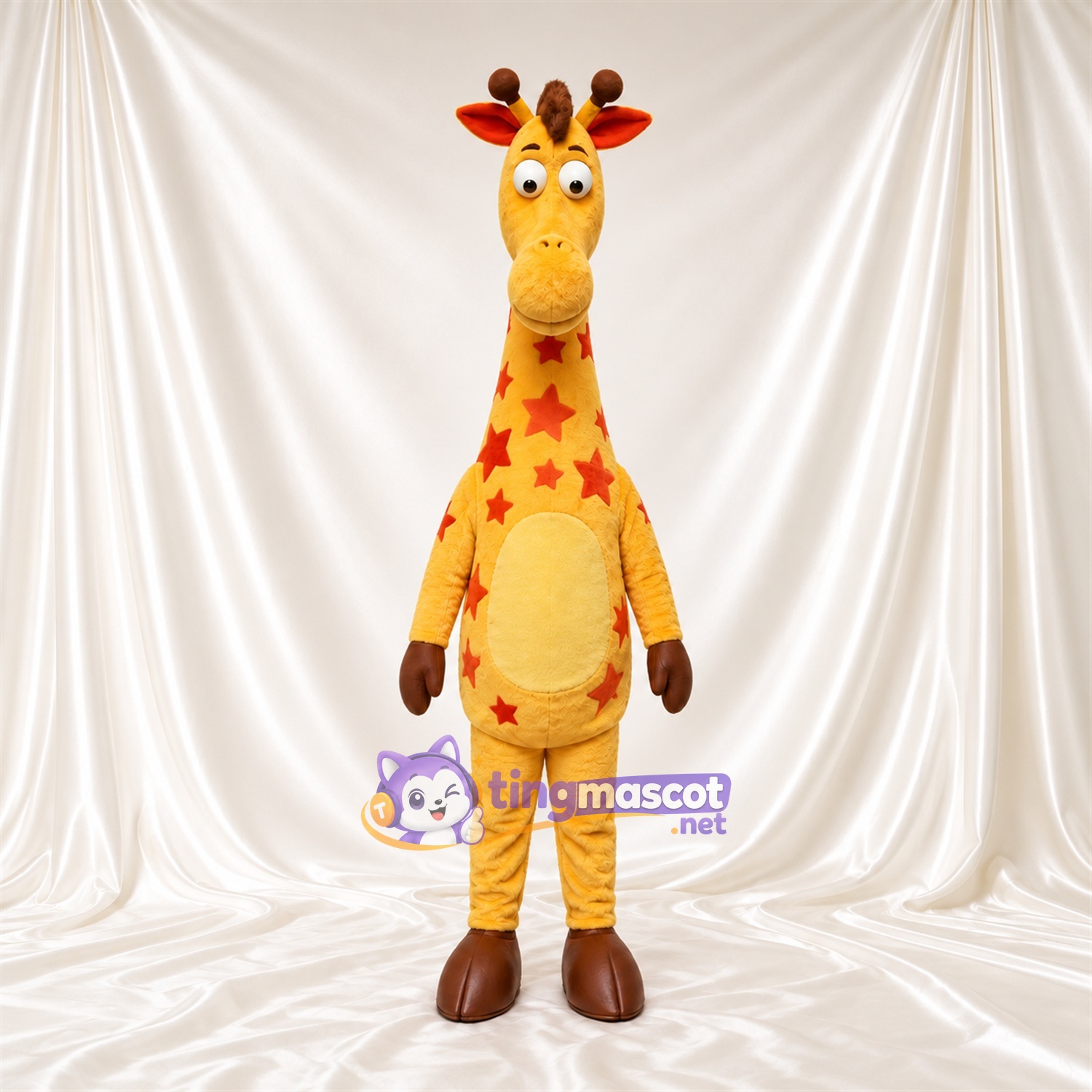 Maskottchenkostüm Giraffe – gelb / orange – Hufe (braun); Sternenmuster Maskottchenkostüm Giraffe – gelb / orange – Hufe (braun); Sternenmuster