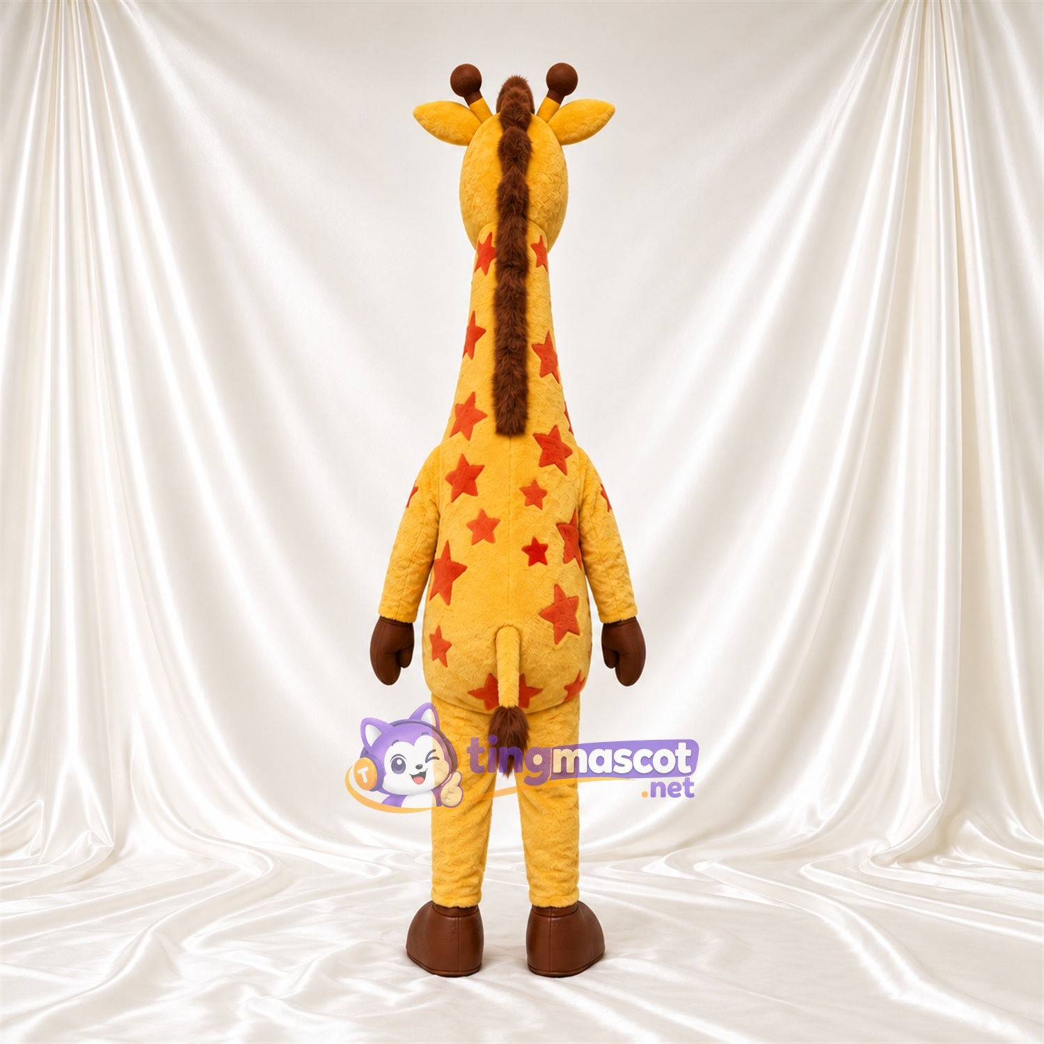 Maskottchenkostüm Giraffe – gelb / orange – Hufe (braun); Sternenmuster Maskottchenkostüm Giraffe – gelb / orange – Hufe (braun); Sternenmuster