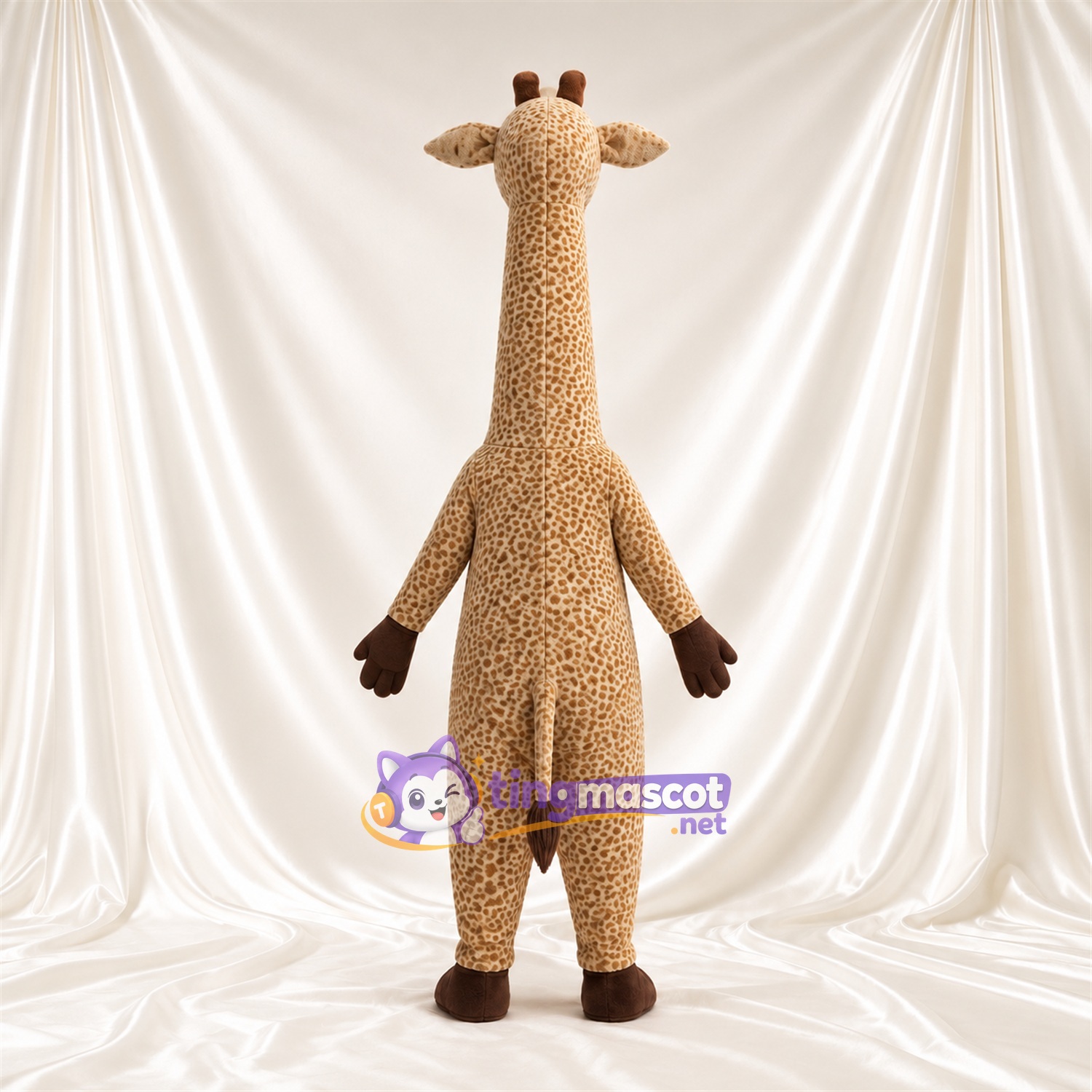 Maskottchenkostüm Giraffe – gelb / braun – Langer Hals; Kleines Fleckenmuster Maskottchenkostüm Giraffe – gelb / braun – Langer Hals; Kleines Fleckenmuster