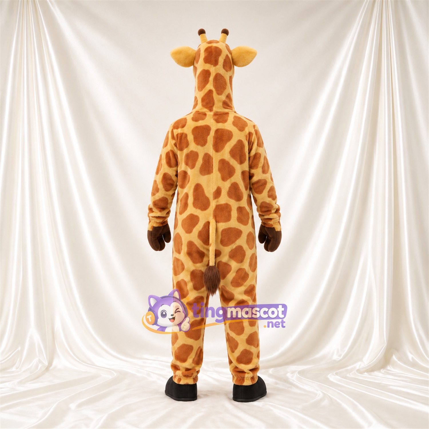 Maskottchenkostüm Giraffe – braun / creme – Lächelndes Gesicht; Großes Fleckenmuster Maskottchenkostüm Giraffe – braun / creme – Lächelndes Gesicht; Großes Fleckenmuster