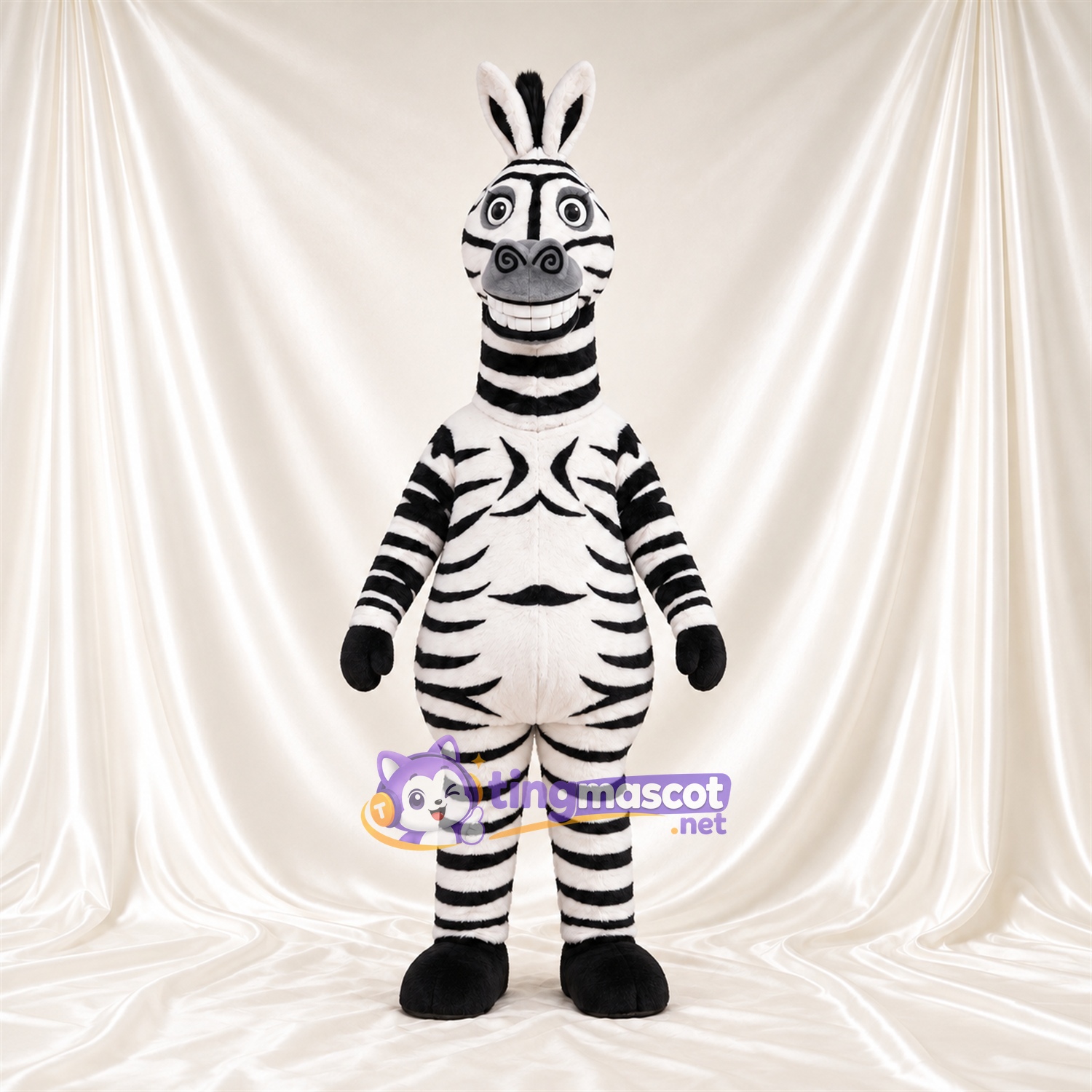 Maskottchenkostüm Zebra – schwarz / weiß – Langer Hals; Breites Zahngrinsen Maskottchenkostüm Zebra – schwarz / weiß – Langer Hals; Breites Zahngrinsen
