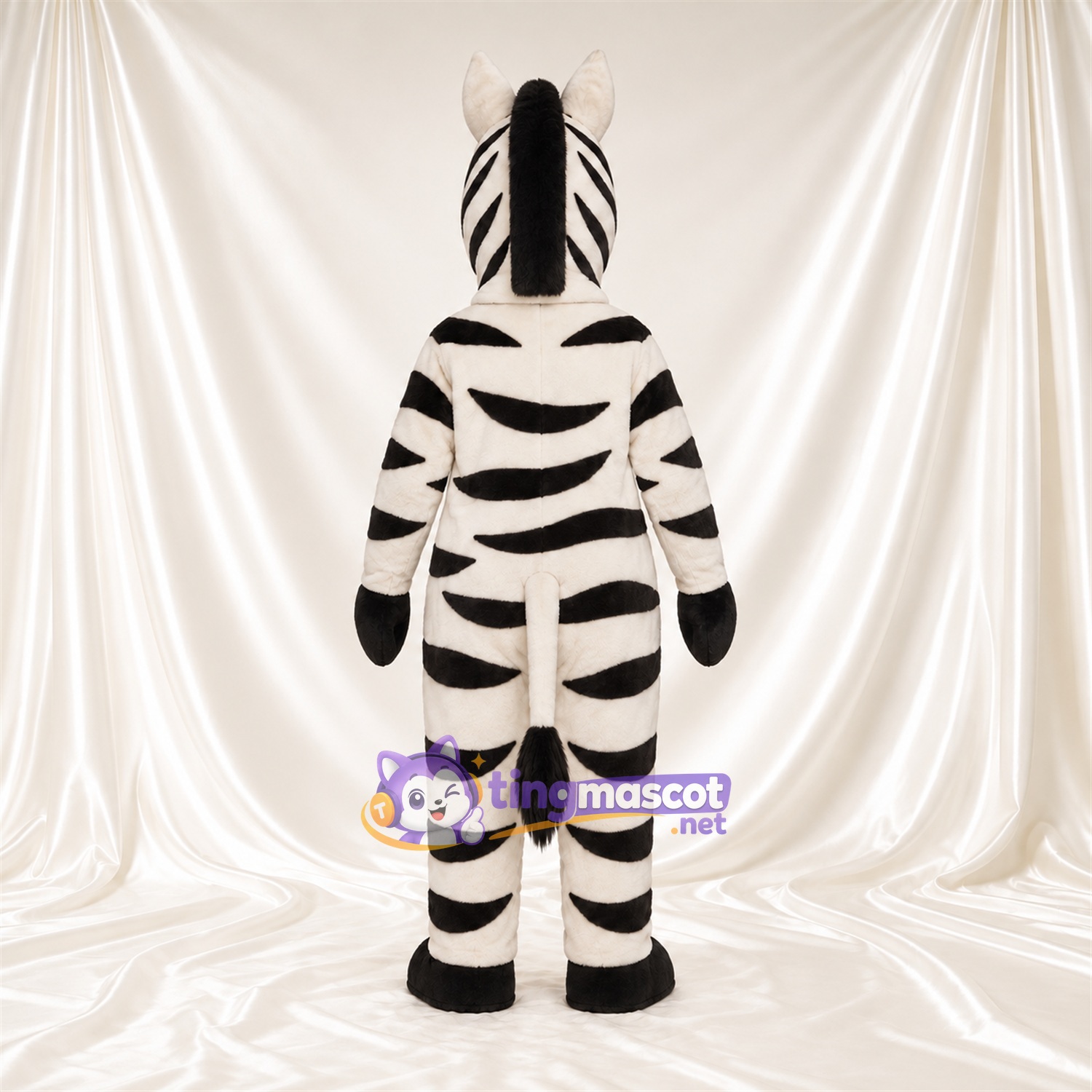 Maskottchenkostüm Zebra – schwarz / weiß – Lange Schnauze; Breite Streifen Maskottchenkostüm Zebra – schwarz / weiß – Lange Schnauze; Breite Streifen