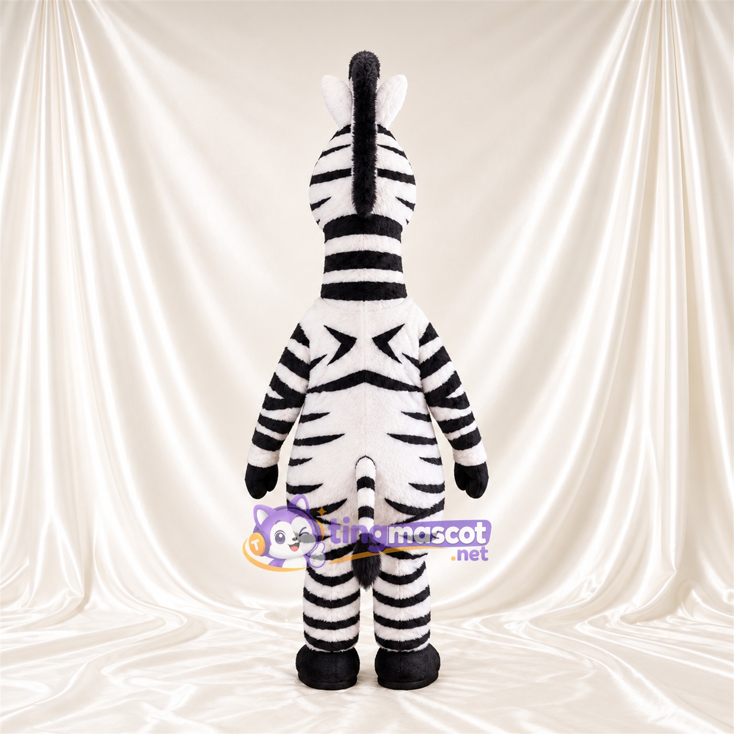 Costume de mascotte Zèbre – noir / blanc – Long cou; Sourire avec dents Costume de mascotte Zèbre – noir / blanc – Long cou; Sourire avec dents