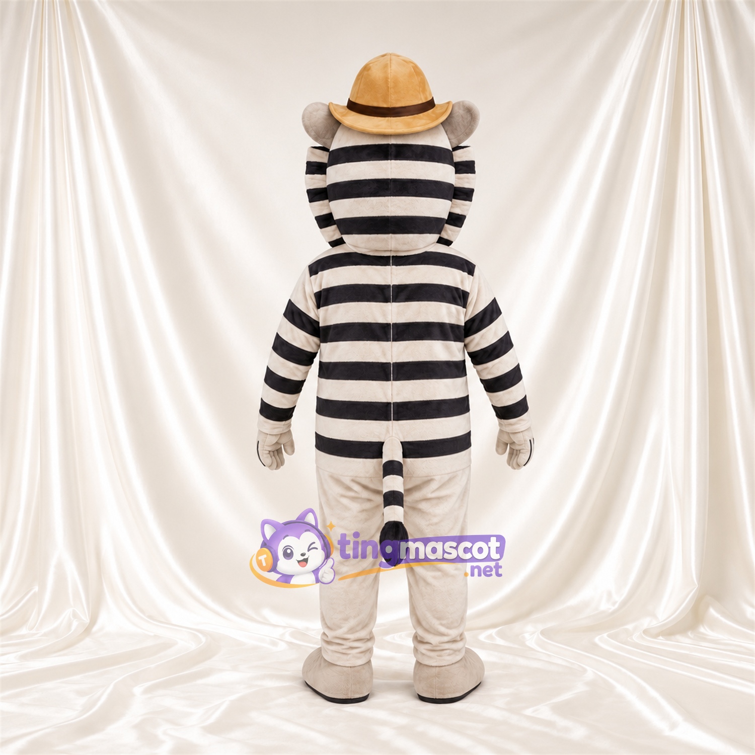 Costume de mascotte Zèbre – noir / blanc – Chapeau (brun clair) Costume de mascotte Zèbre – noir / blanc – Chapeau (brun clair)