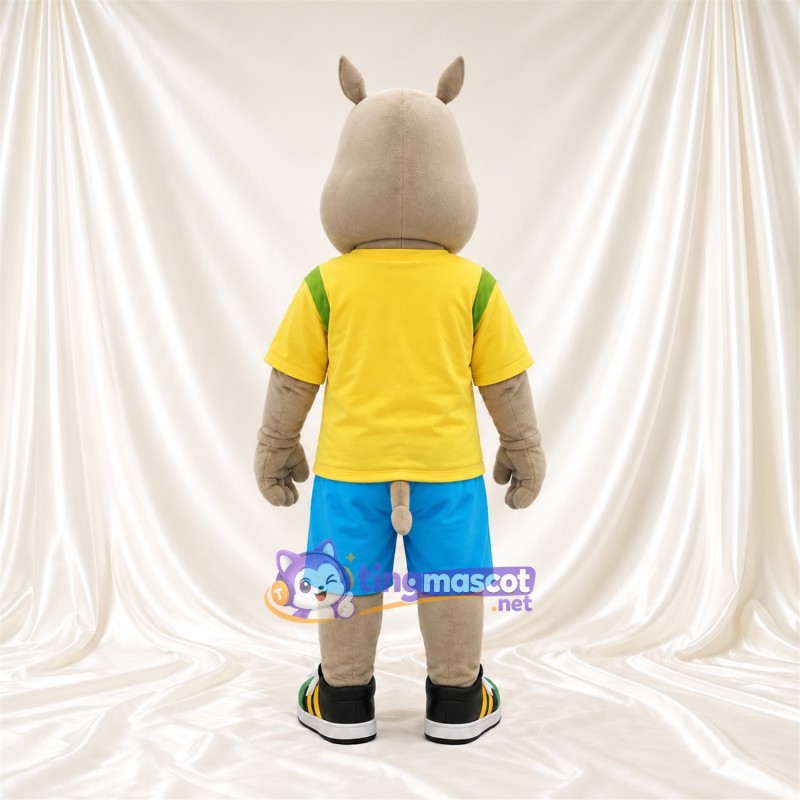 Costume de mascotte Rhinocéros – gris – Chemise (jaune); Short (bleu) Costume de mascotte Rhinocéros – gris – Chemise (jaune); Short (bleu)