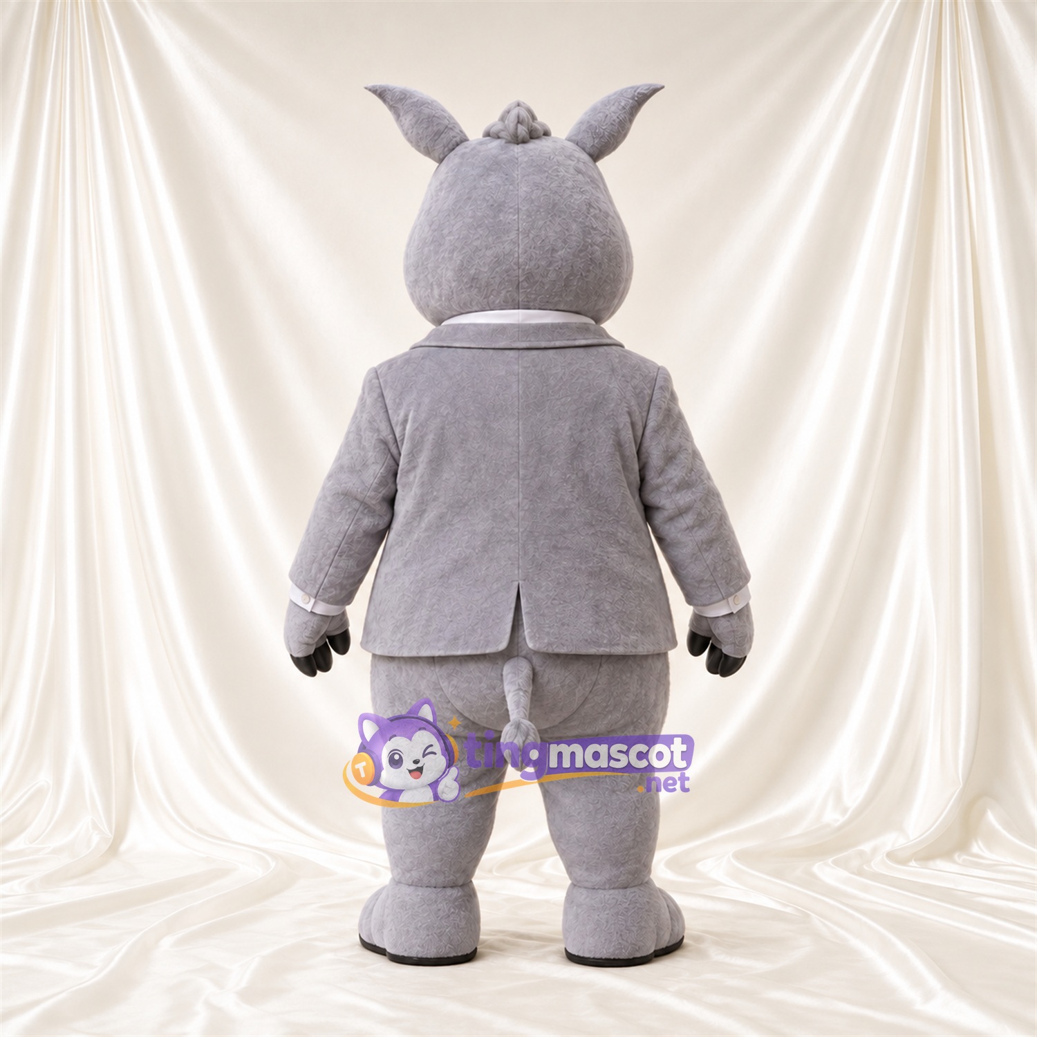 Costume de mascotte Rhinocéros – gris – Costume (gris); Cravate (violet) Costume de mascotte Rhinocéros – gris – Costume (gris); Cravate (violet)