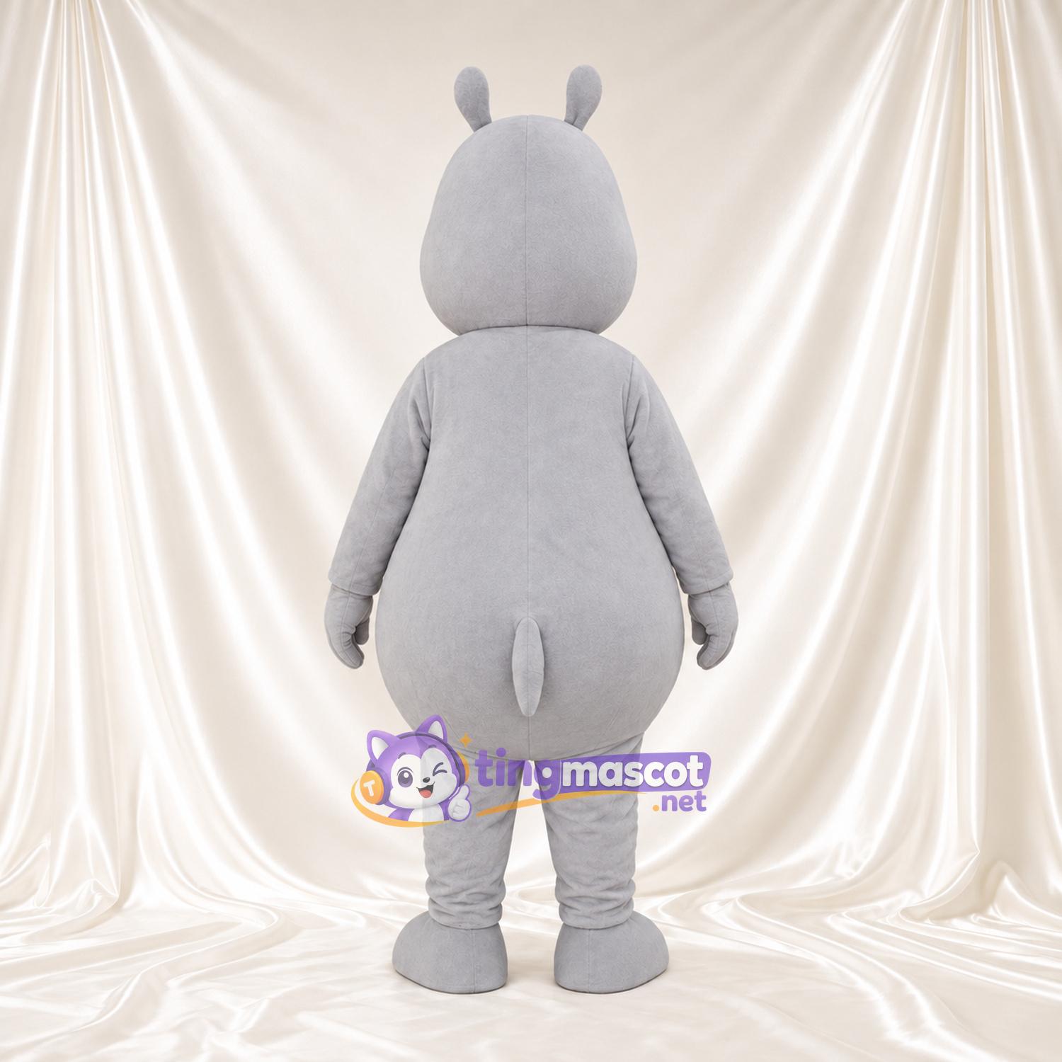 Costume de mascotte Hippopotame – blanc – Museau rond; Visage souriant Costume de mascotte Hippopotame – blanc – Museau rond; Visage souriant
