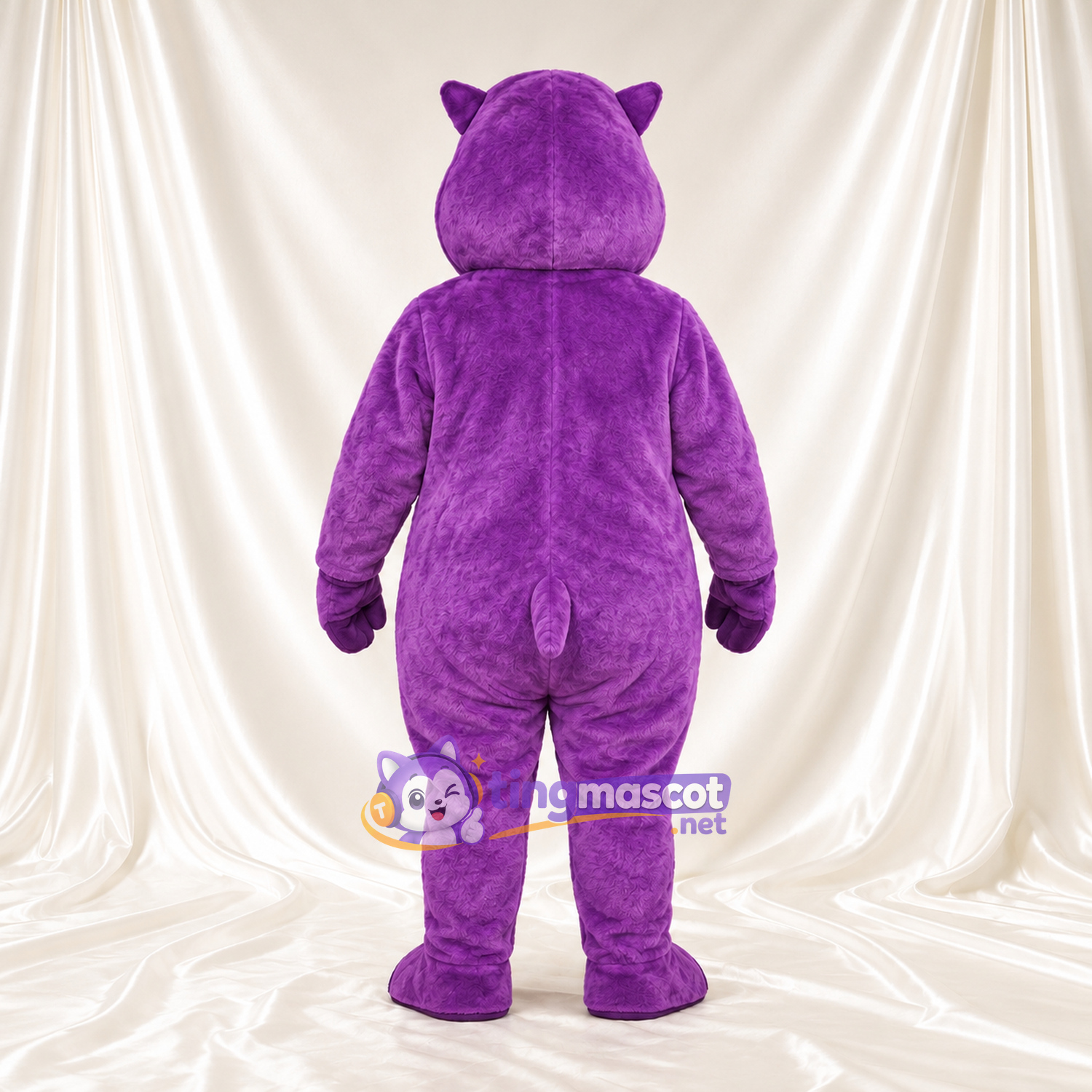 Costume de mascotte Hippopotame – violet – Petites oreilles rondes; Museau rond Costume de mascotte Hippopotame – violet – Petites oreilles rondes; Museau rond
