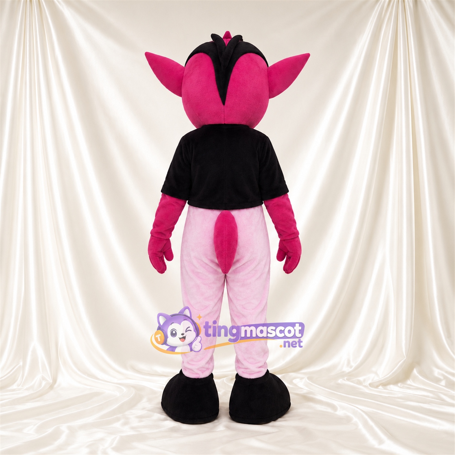 Maskottchenkostüm Fledermaus – rosa – Umhang (schwarz) Maskottchenkostüm Fledermaus – rosa – Umhang (schwarz)