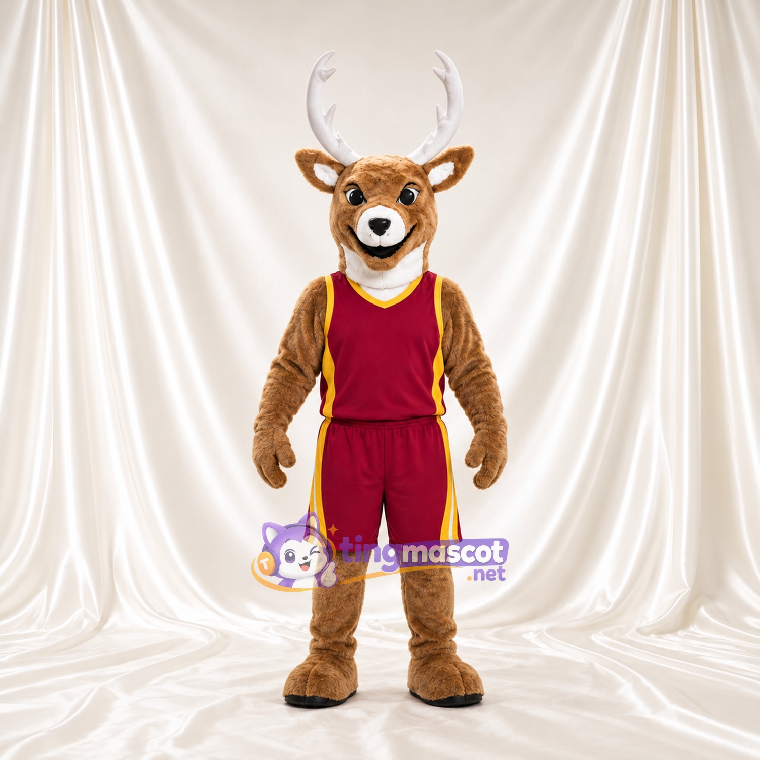 Maskottchenkostüm Hirsch – braun – Basketballtrikot (rot) Maskottchenkostüm Hirsch – braun – Basketballtrikot (rot)