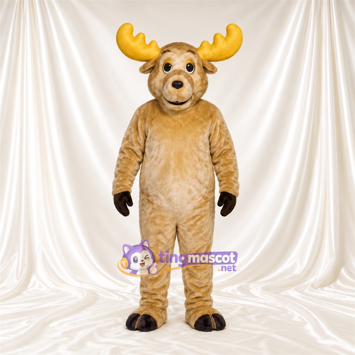 Costume de mascotte Élan – brun clair – Bois (jaune); Sabots (noir) Costume de mascotte Élan – brun clair – Bois (jaune); Sabots (noir)