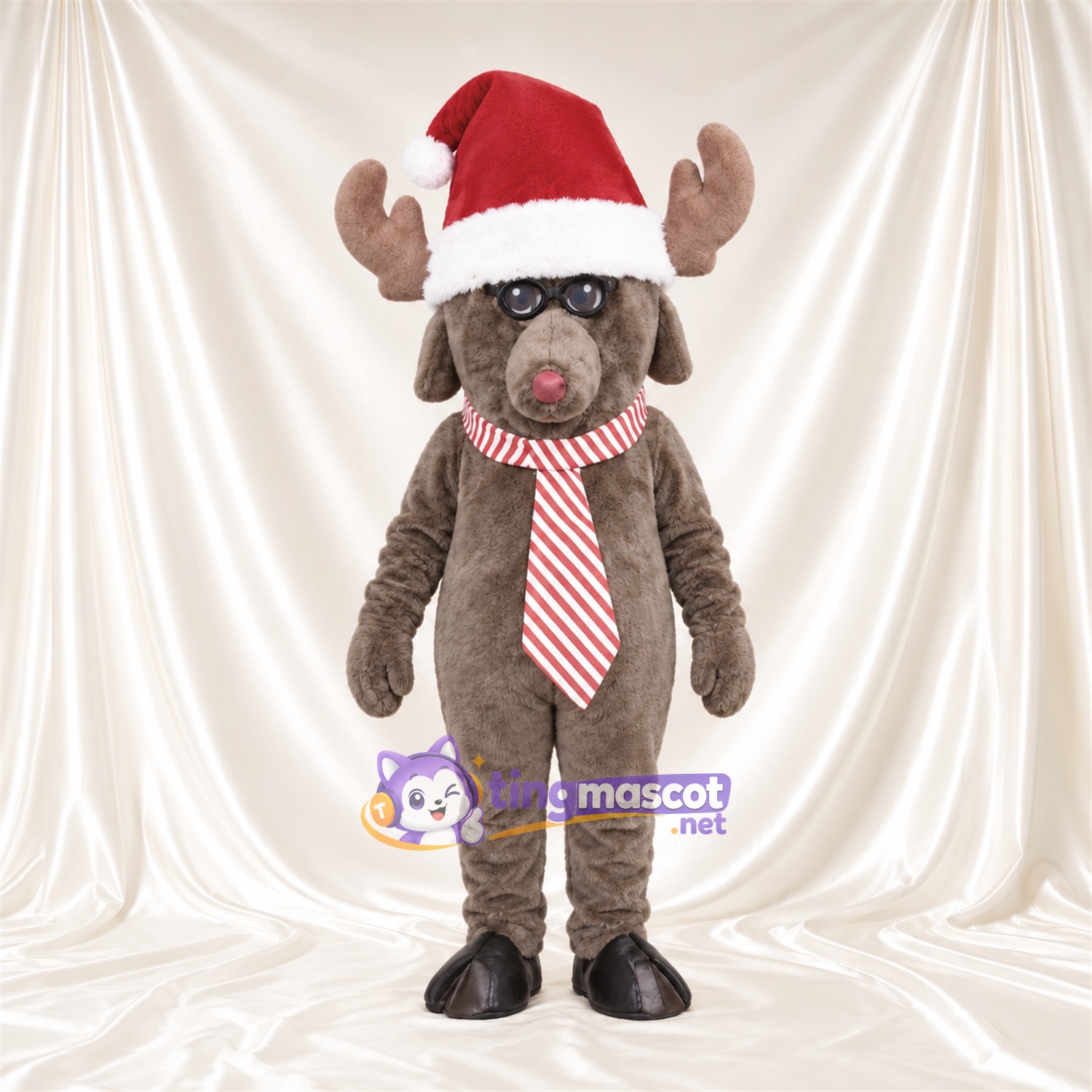 Costume de mascotte Élan – gris – Bonnet de Noël; Lunettes rondes Costume de mascotte Élan – gris – Bonnet de Noël; Lunettes rondes