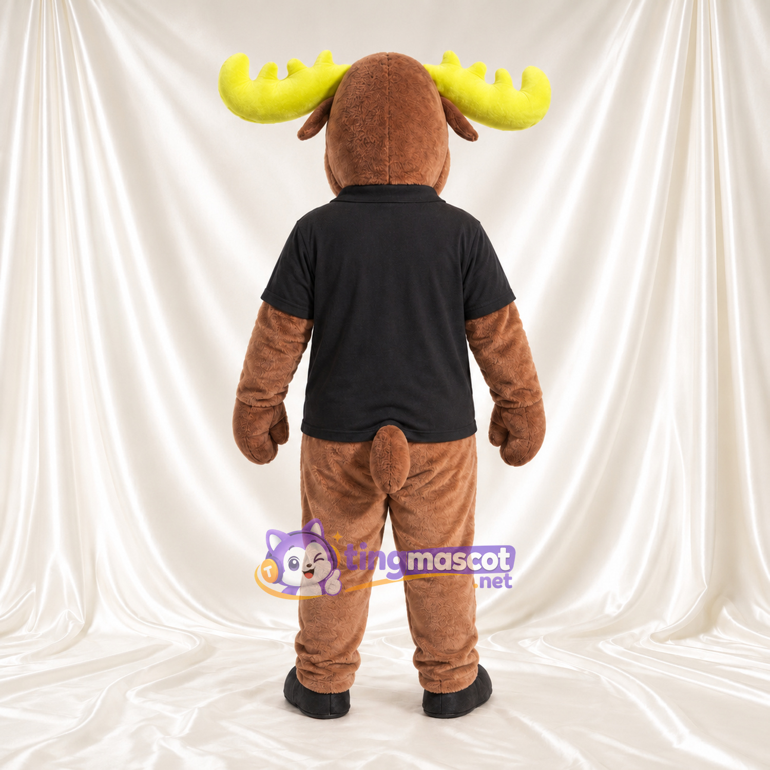 Maskottchenkostüm Elch – braun – Poloshirt (schwarz); Geweih (gelb) Maskottchenkostüm Elch – braun – Poloshirt (schwarz); Geweih (gelb)