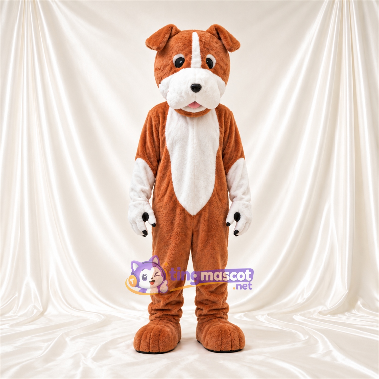 Costume de mascotte Chien – marron / blanc – Coussinets (noir); Museau allongé Costume de mascotte Chien – marron / blanc – Coussinets (noir); Museau allongé