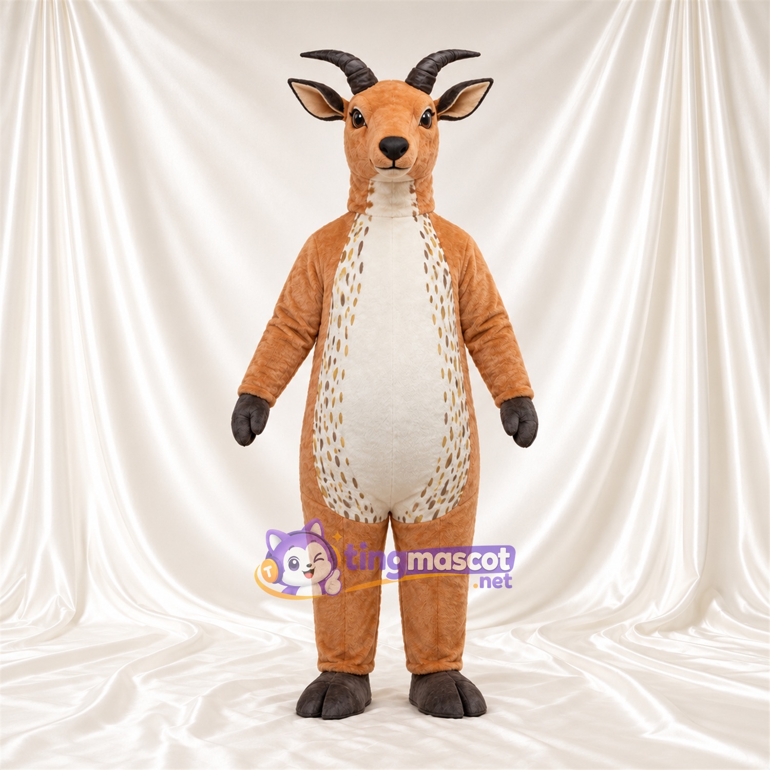 Costume de mascotte Antilope – brun clair – Ventre (blanc) Costume de mascotte Antilope – brun clair – Ventre (blanc)