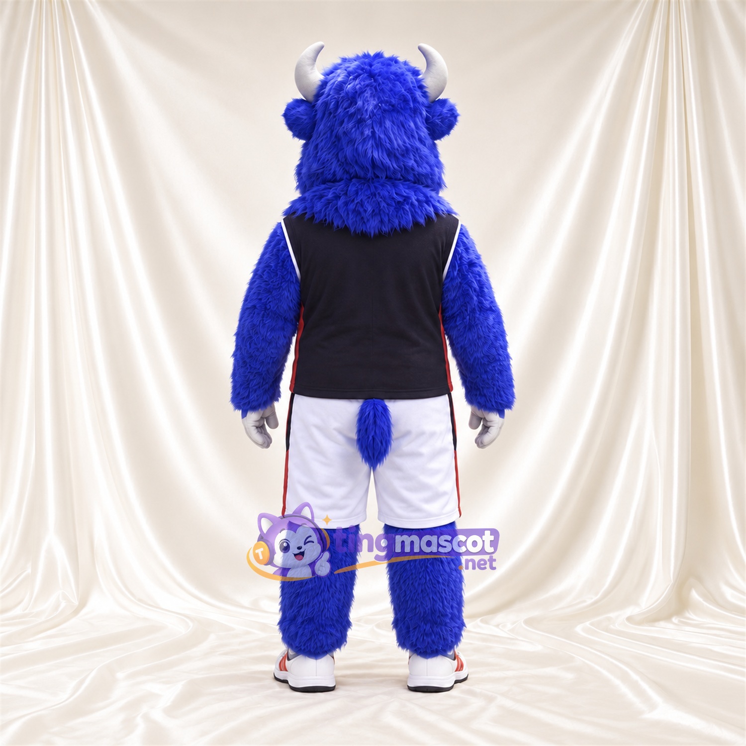Costume de mascotte Buffle – bleu – Chemise (bleu marine); Short (blanc) Costume de mascotte Buffle – bleu – Chemise (bleu marine); Short (blanc)