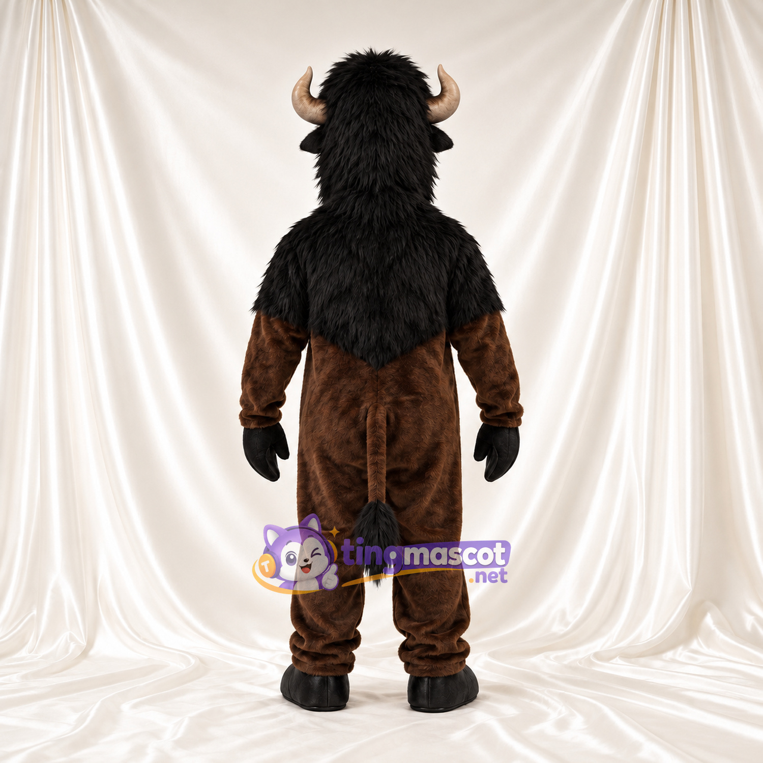 Costume de mascotte Minotaure – marron / noir – Cornes courbées; Crinière (noir) Costume de mascotte Minotaure – marron / noir – Cornes courbées; Crinière (noir)
