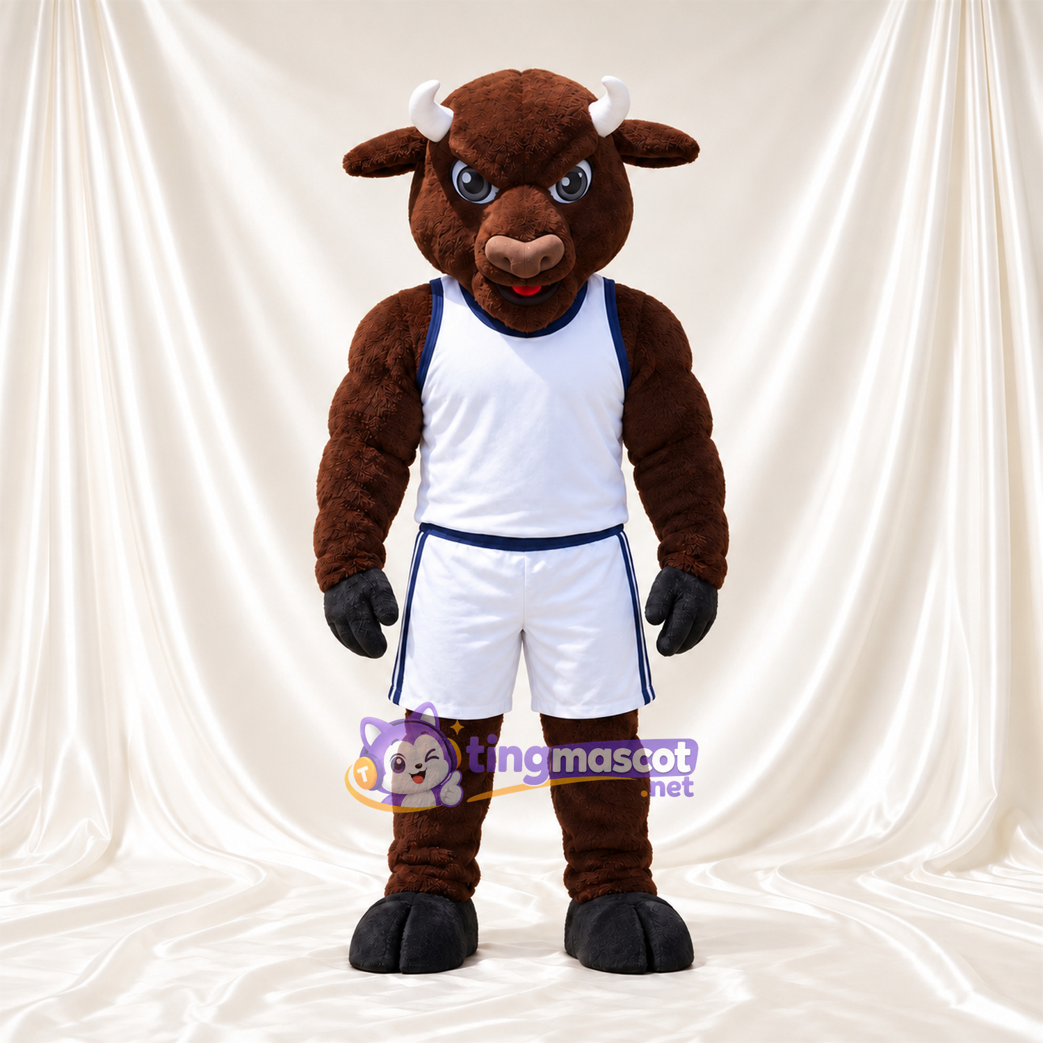 Maskottchenkostüm Bison – braun – Basketballtrikot (weiß); Hörner (schwarz) Maskottchenkostüm Bison – braun – Basketballtrikot (weiß); Hörner (schwarz)