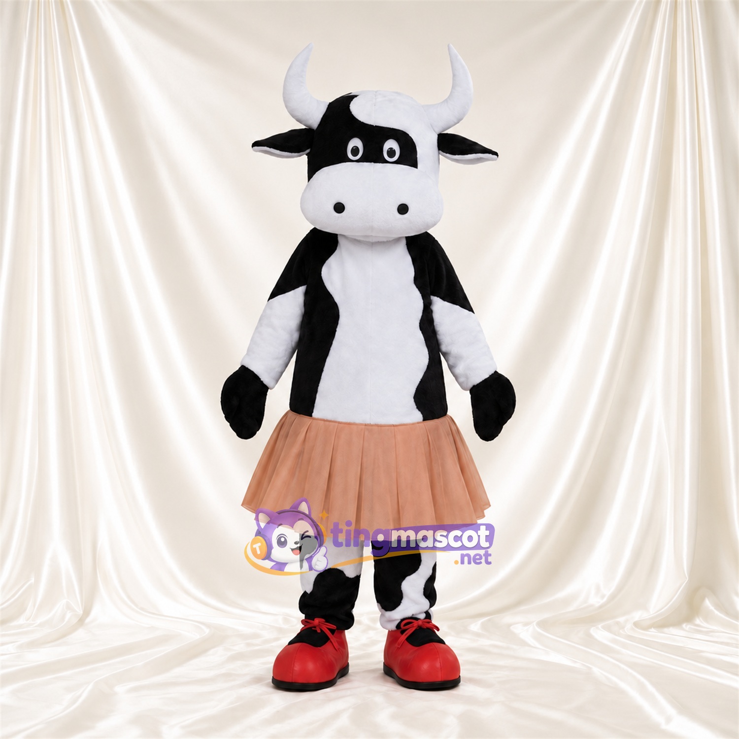 Costume de mascotte Vache – noir / blanc – Jupe (pêche) Costume de mascotte Vache – noir / blanc – Jupe (pêche)