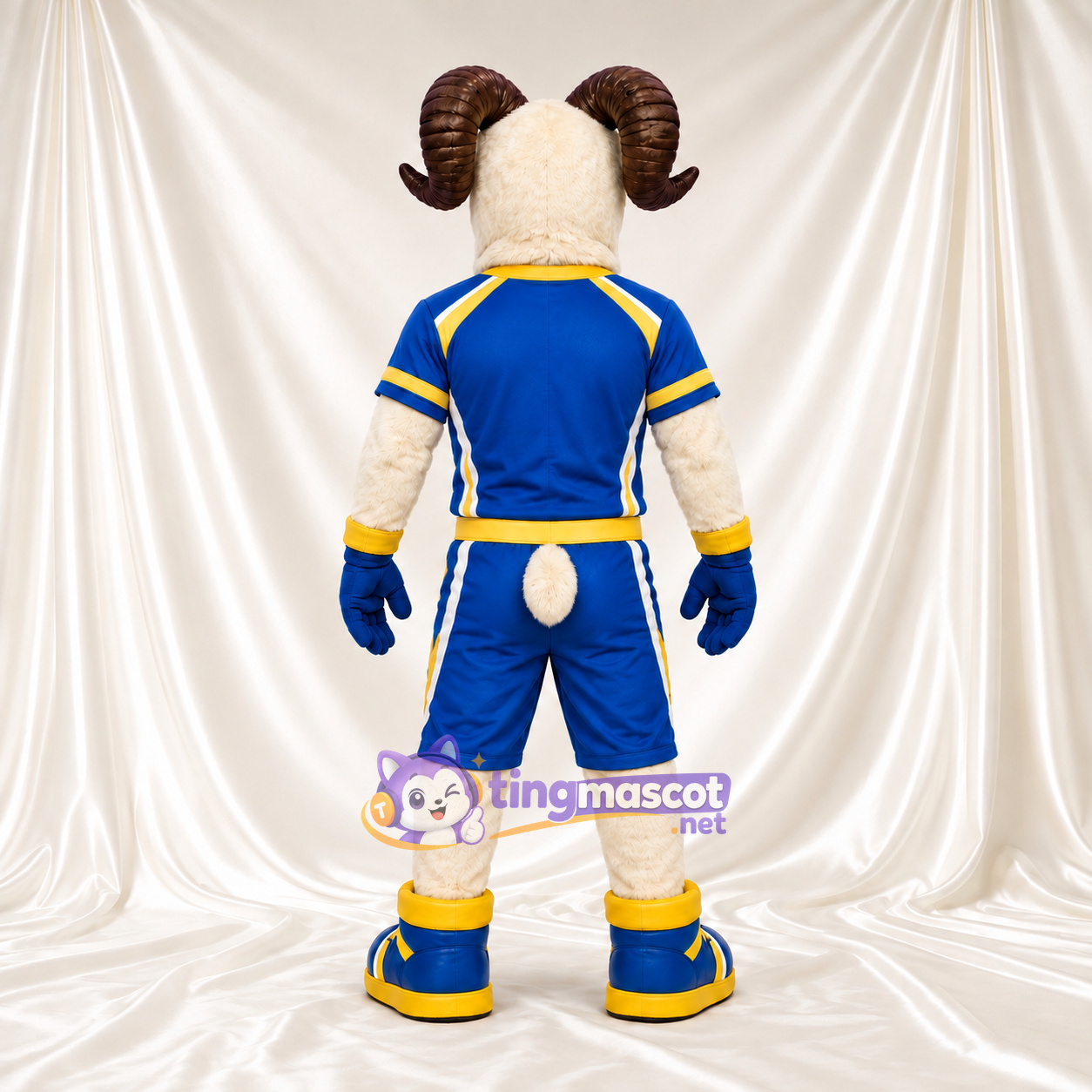 Costume de mascotte Bélier – blanc – Tenue de sport (bleu / jaune) Costume de mascotte Bélier – blanc – Tenue de sport (bleu / jaune)