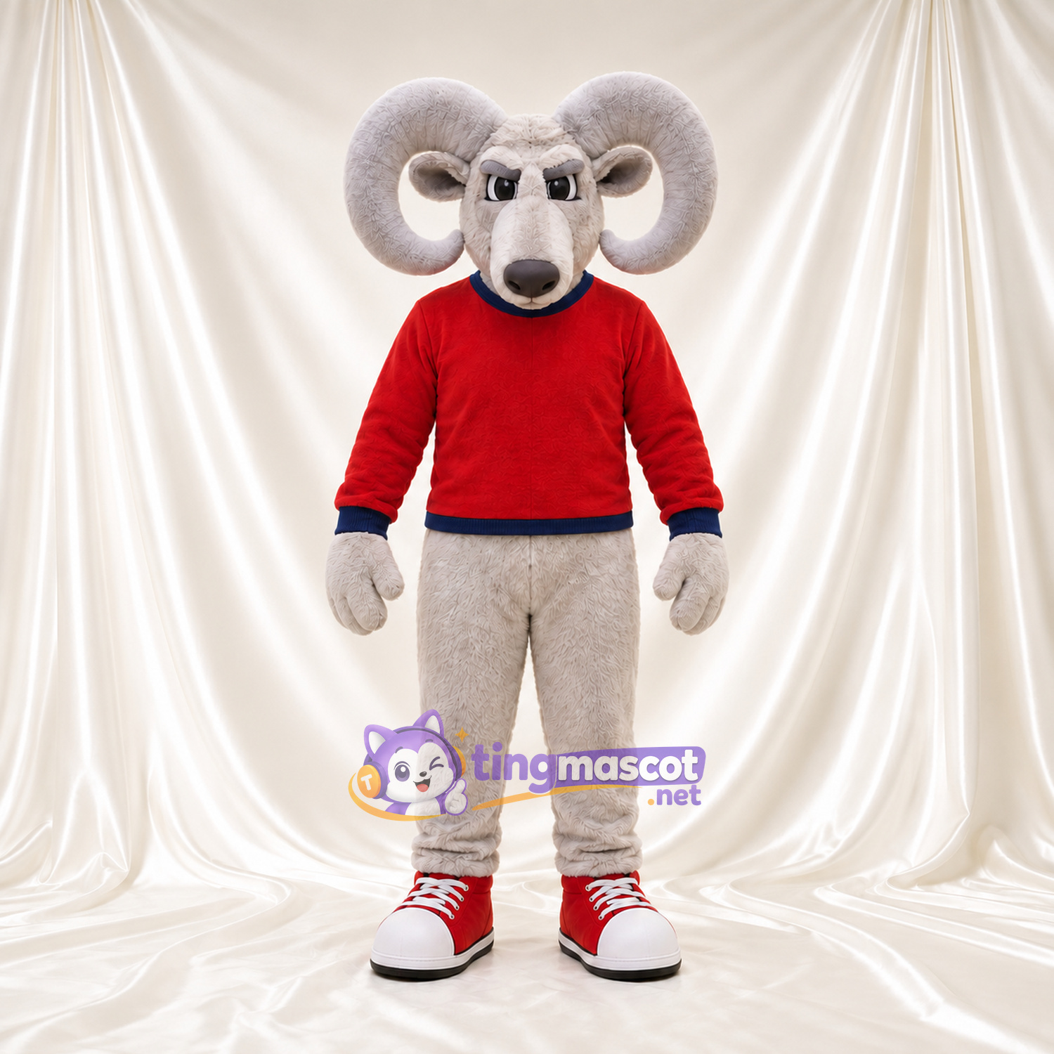 Costume de mascotte Bélier – gris – Pull (rouge); Pantalon (beige) Costume de mascotte Bélier – gris – Pull (rouge); Pantalon (beige)