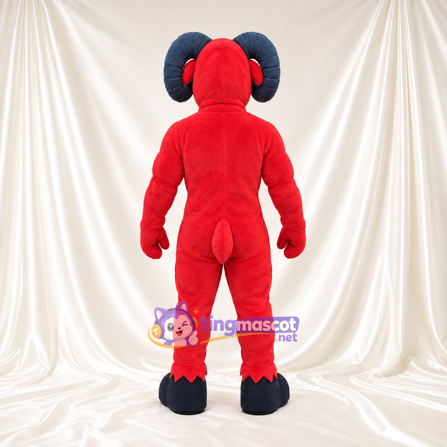 Costume de mascotte Bélier – rouge – Cornes (bleu marine); Sabots (bleu) Costume de mascotte Bélier – rouge – Cornes (bleu marine); Sabots (bleu)