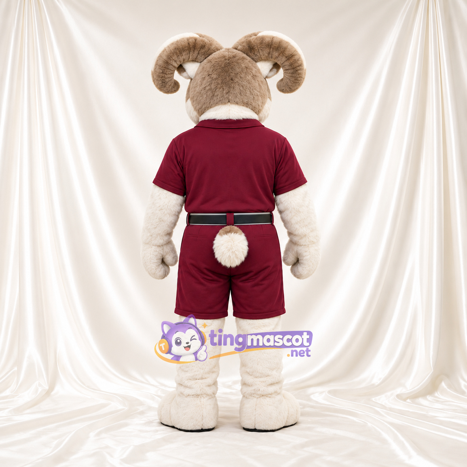 Costume de mascotte Bélier – blanc – Tenue de sport (bordeaux foncé) Costume de mascotte Bélier – blanc – Tenue de sport (bordeaux foncé)