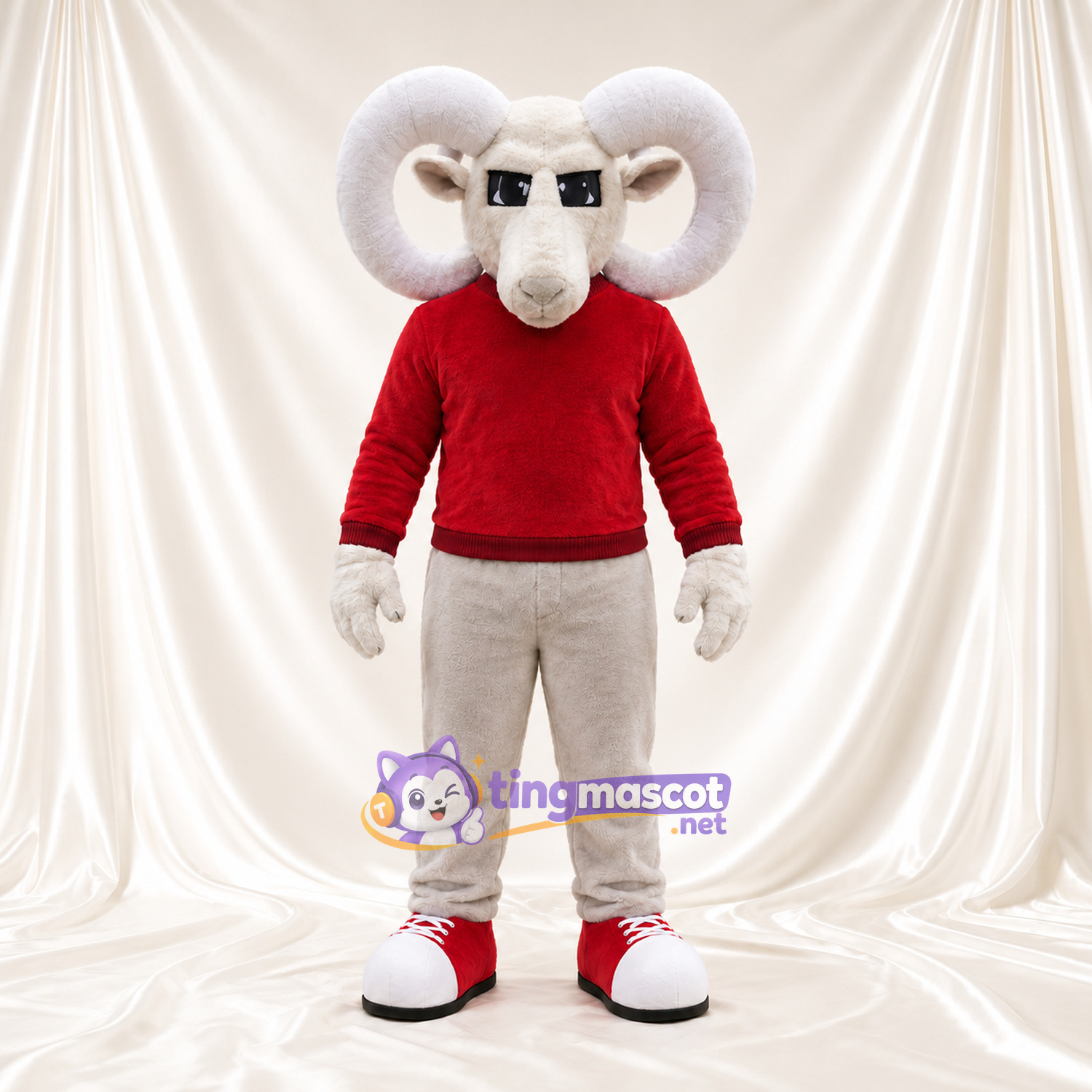 Costume de mascotte Mouton – blanc – Pull (rouge); Short (blanc) Costume de mascotte Mouton – blanc – Pull (rouge); Short (blanc)