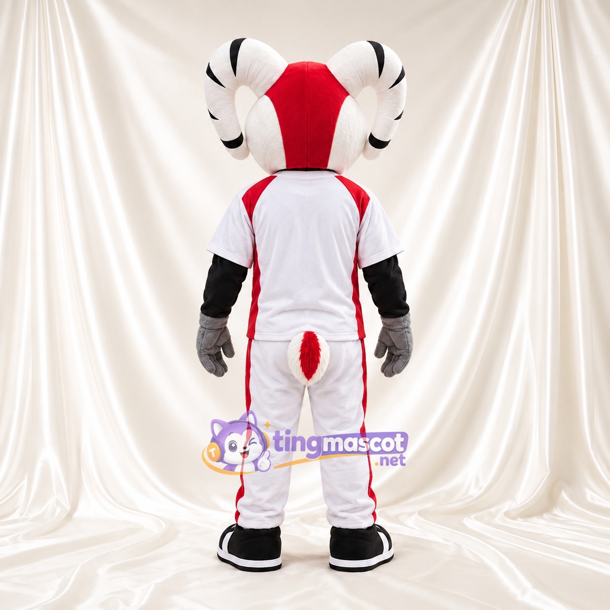 Costume de mascotte Bélier – rouge / blanc – Tenue de sport (blanc / rouge) Costume de mascotte Bélier – rouge / blanc – Tenue de sport (blanc / rouge)