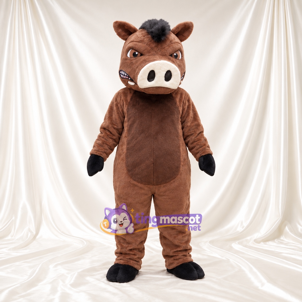 Maskottchenkostüm Wildschwein – braun – Bauch (braun); Schnauze (weiß) Maskottchenkostüm Wildschwein – braun – Bauch (braun); Schnauze (weiß)