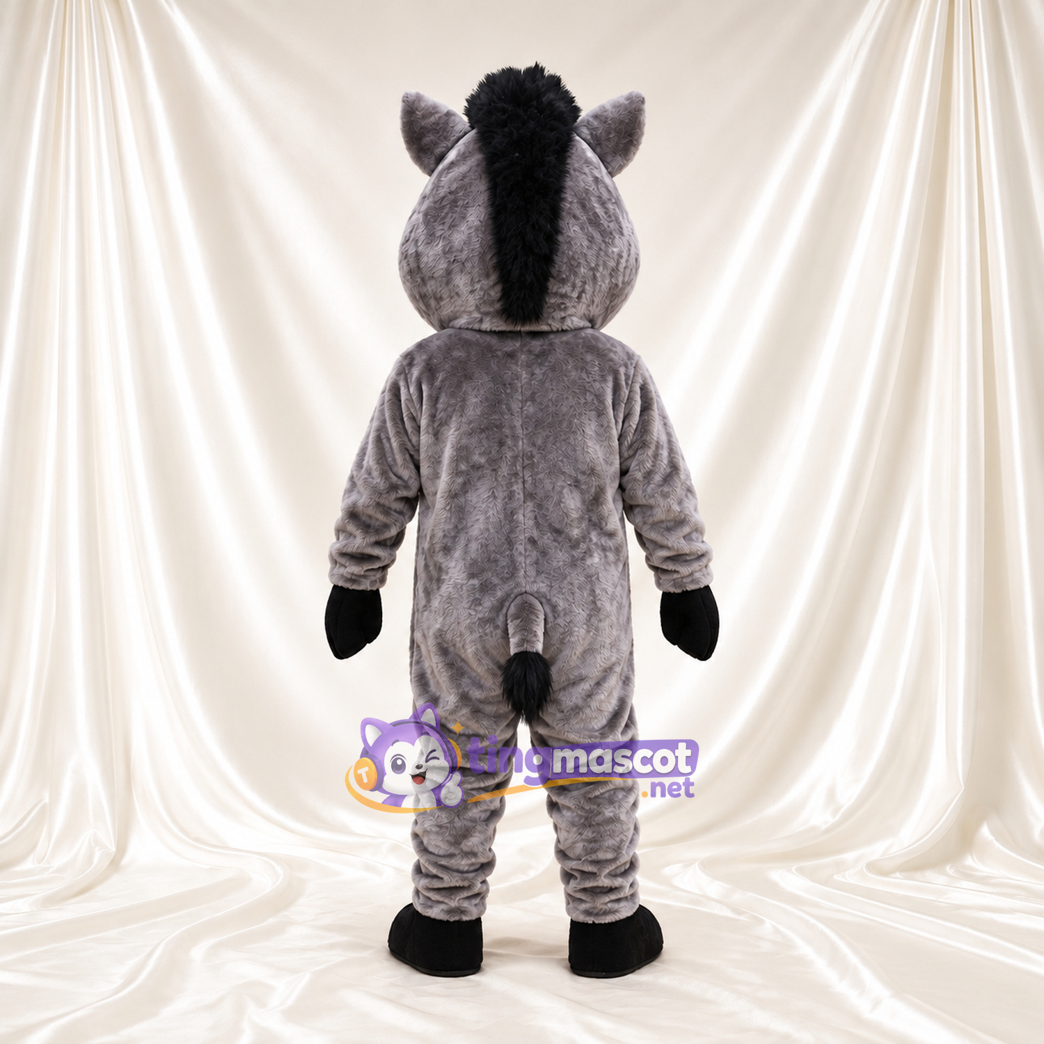 Costume de mascotte Sanglier – gris – Crinière (noir); Museau (brun clair) Costume de mascotte Sanglier – gris – Crinière (noir); Museau (brun clair)