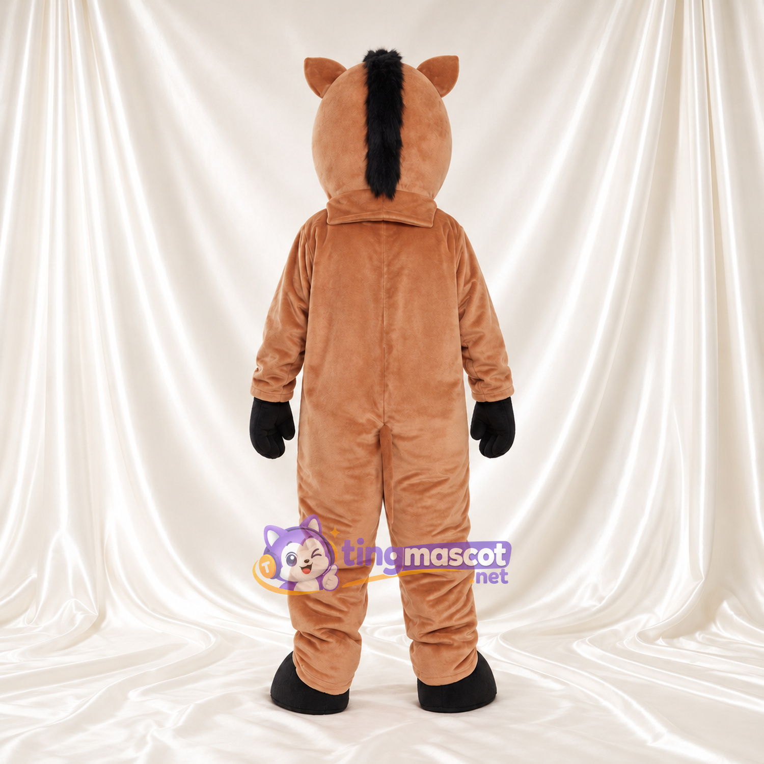 Maskottchenkostüm Wildschwein – braun – Bauch (braun); Schnauze (weiß) Maskottchenkostüm Wildschwein – braun – Bauch (braun); Schnauze (weiß)