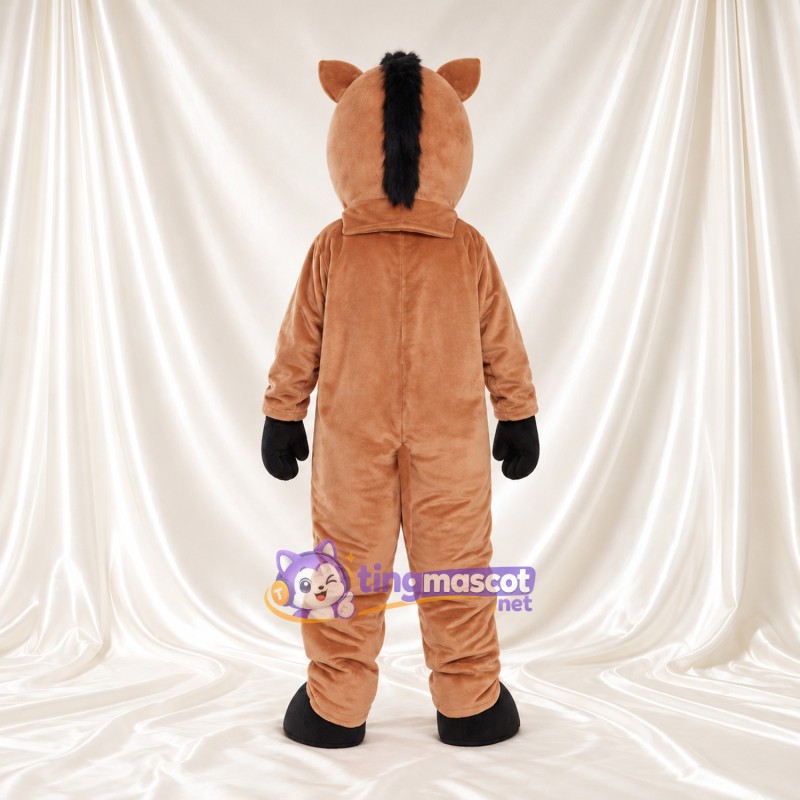 Maskottchenkostüm Wildschwein – braun – Bauch (braun); Schnauze (weiß) Maskottchenkostüm Wildschwein – braun – Bauch (braun); Schnauze (weiß)