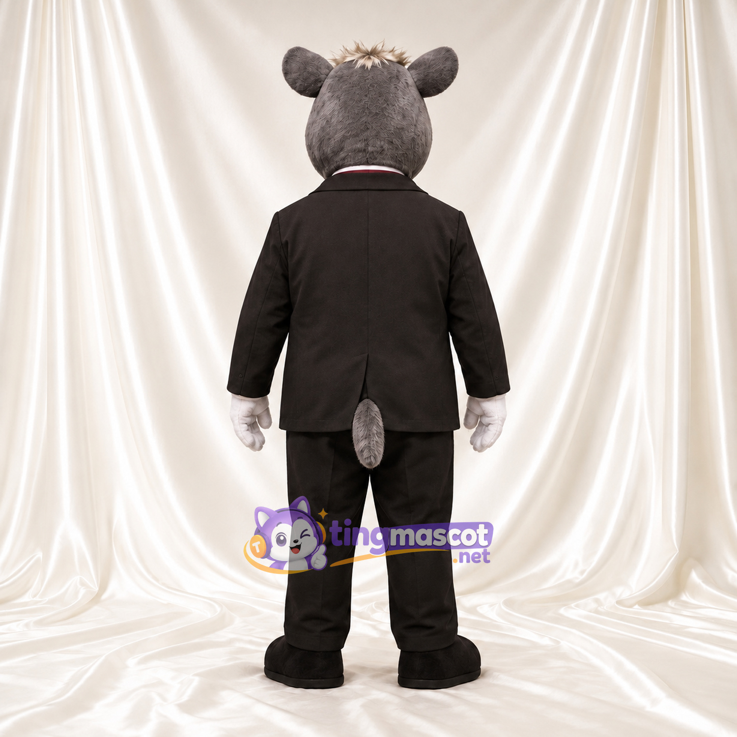 Costume de mascotte Sanglier – gris – Costume (noir); Nœud papillon Costume de mascotte Sanglier – gris – Costume (noir); Nœud papillon