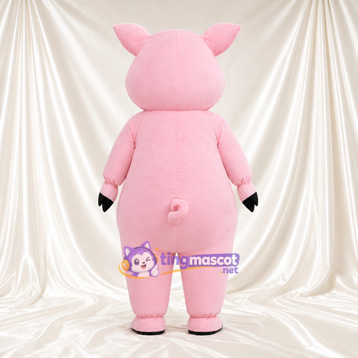 Costume de mascotte Cochon – rose – Tache autour d’un œil (noir) Costume de mascotte Cochon – rose – Tache autour d’un œil (noir)