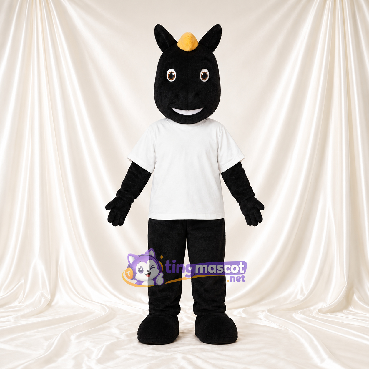 Costume de mascotte Cheval – noir – Chemise (blanc); Crinière (jaune) Costume de mascotte Cheval – noir – Chemise (blanc); Crinière (jaune)