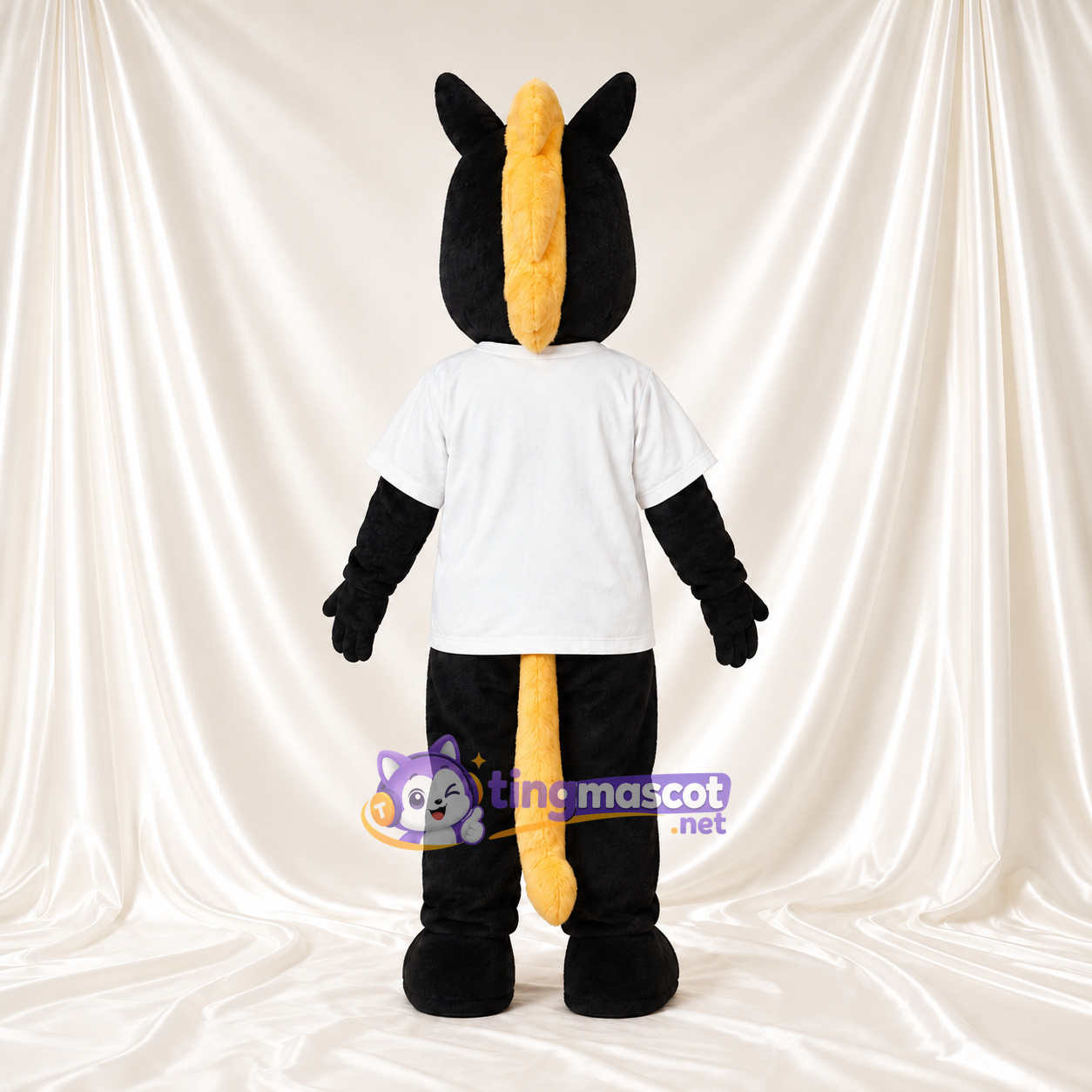 Costume de mascotte Cheval – noir – Chemise (blanc); Crinière (jaune) Costume de mascotte Cheval – noir – Chemise (blanc); Crinière (jaune)