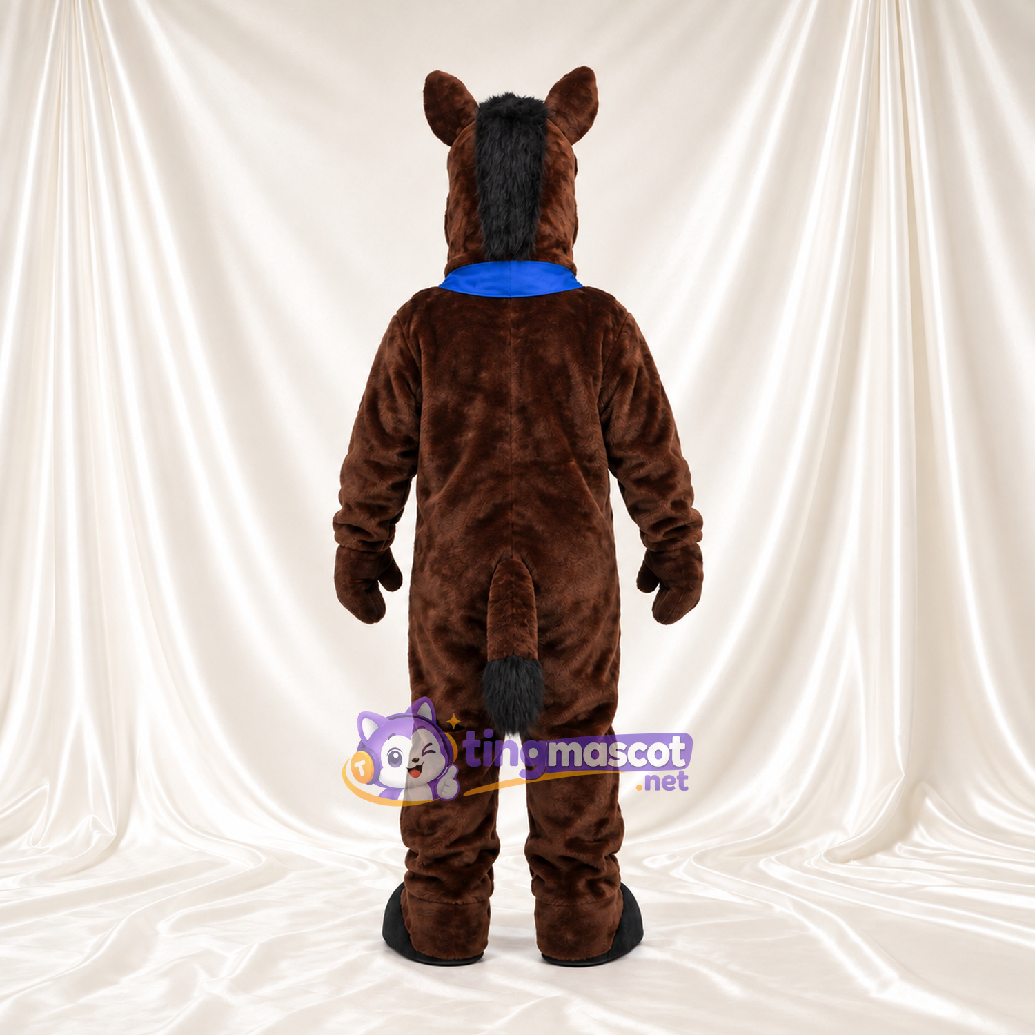 Costume de mascotte Cheval – marron foncé – Bandana (bleu) Costume de mascotte Cheval – marron foncé – Bandana (bleu)
