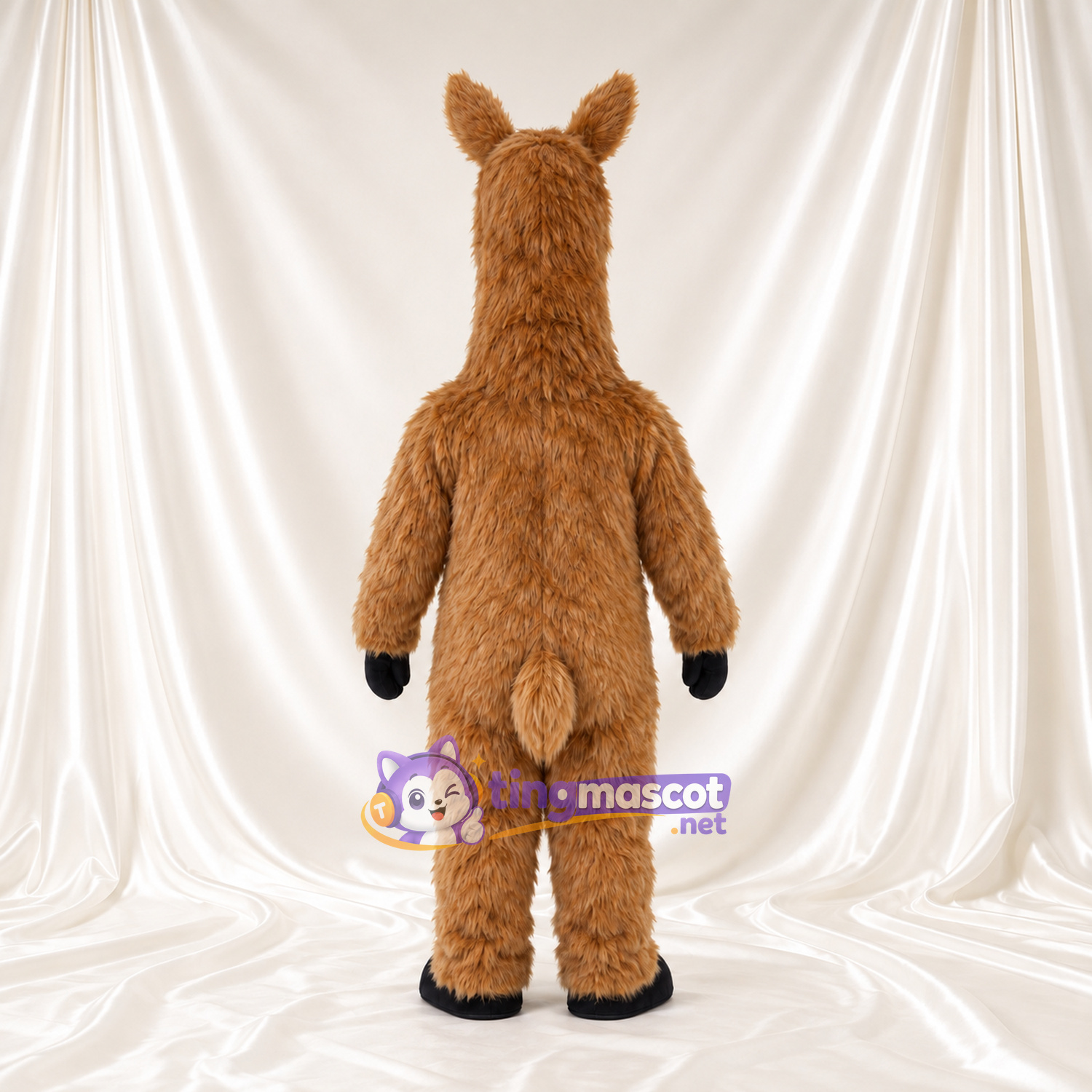 Maskottchenkostüm Lama – braun – Gesicht (weiß); Körper (zottelig) Maskottchenkostüm Lama – braun – Gesicht (weiß); Körper (zottelig)