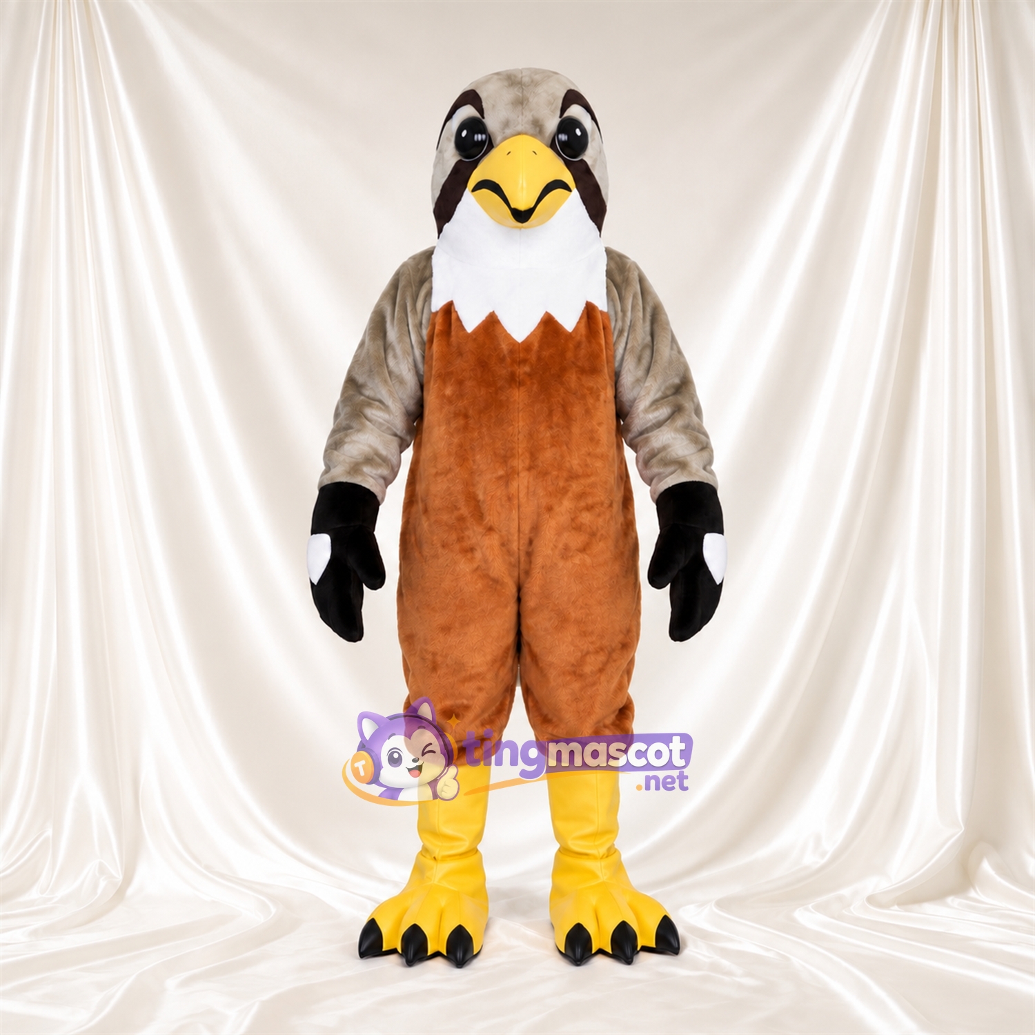 Costume de mascotte Faucon – marron – Bavette au cou (blanc); Ailes (gris) Costume de mascotte Faucon – marron – Bavette au cou (blanc); Ailes (gris)