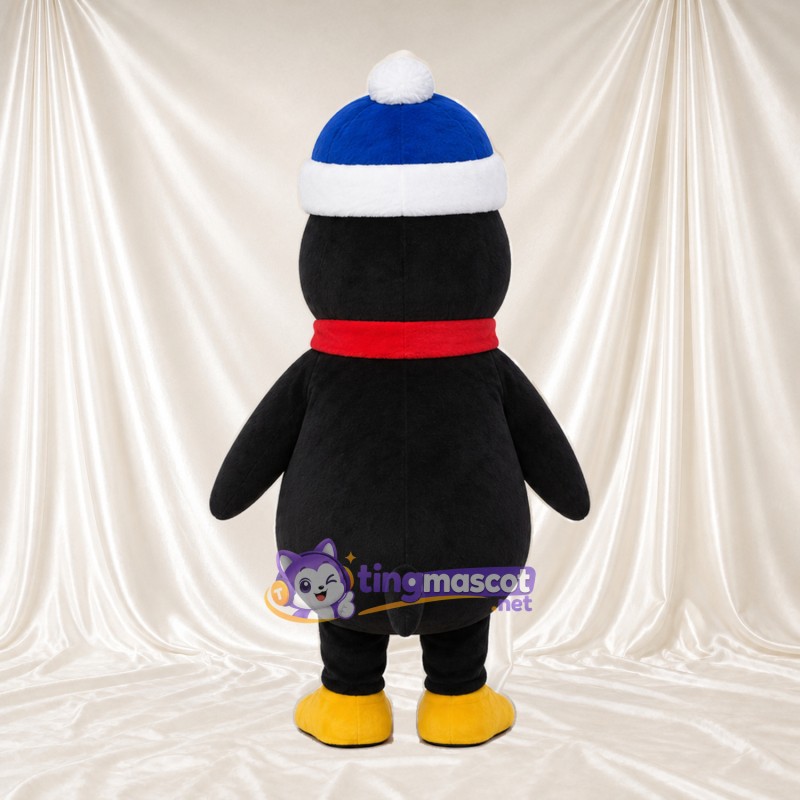 Costume de mascotte Manchot – noir – Bonnet (bleu); Écharpe (rouge); Joues (rose) Costume de mascotte Manchot – noir – Bonnet (bleu); Écharpe (rouge); Joues (rose)