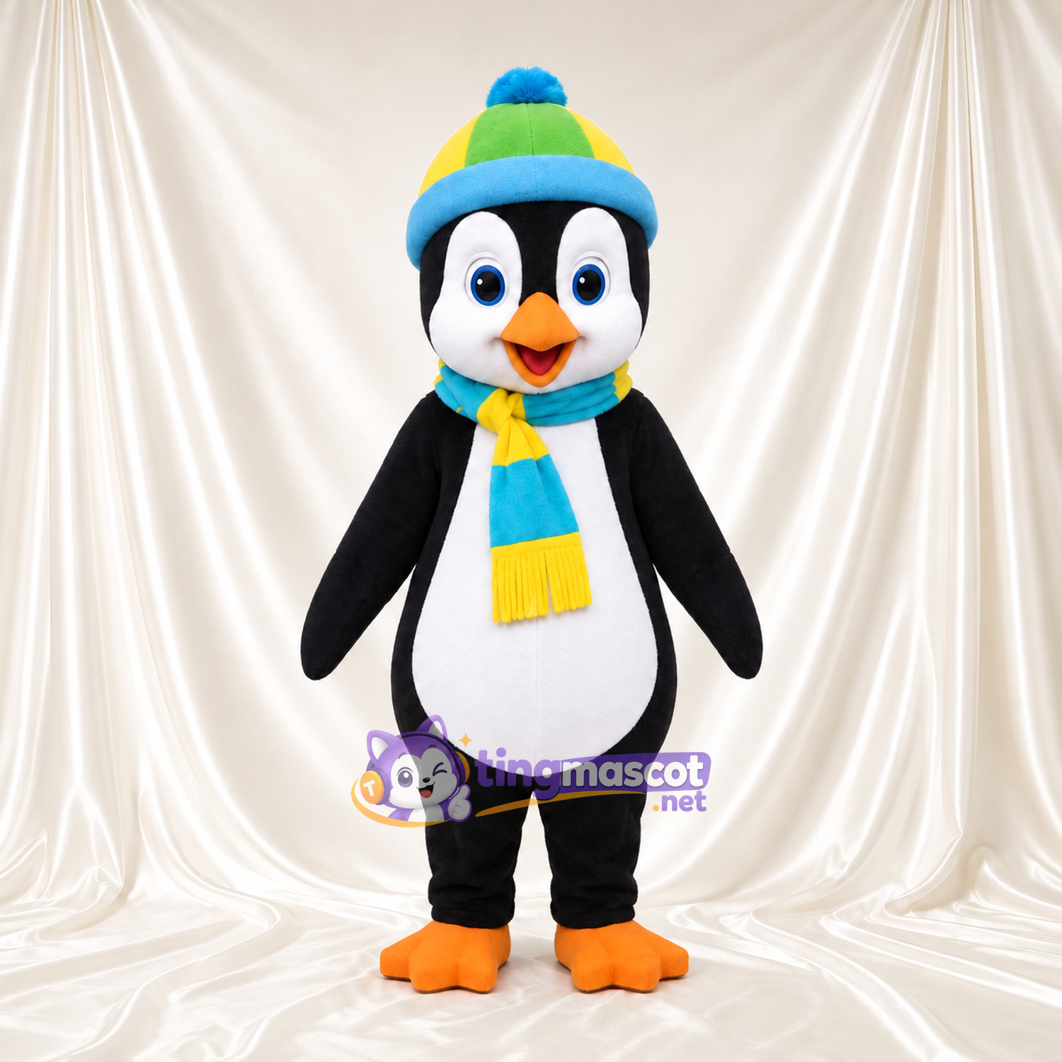 Costume de mascotte Manchot – noir – Bonnet (bleu); Écharpe (bleu, jaune) Costume de mascotte Manchot – noir – Bonnet (bleu); Écharpe (bleu, jaune)