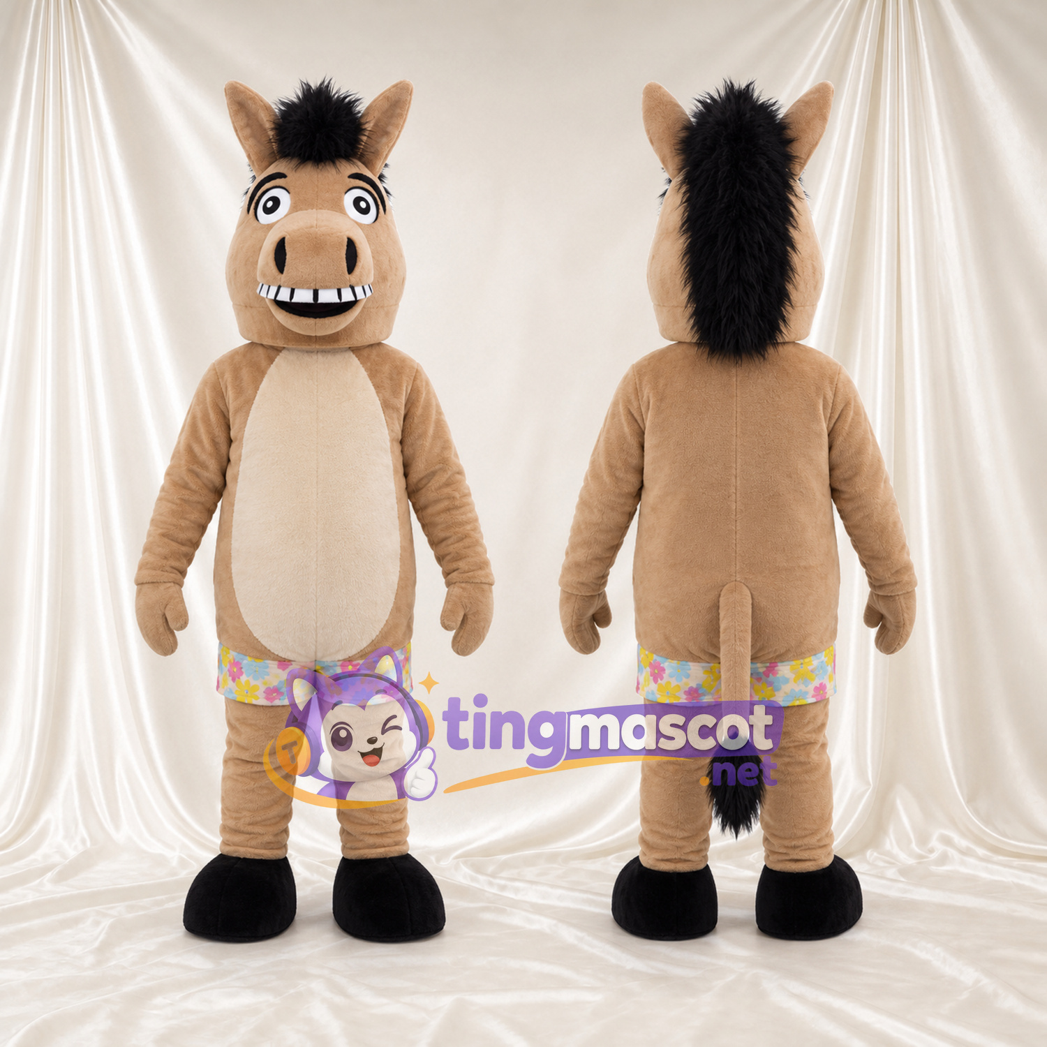 Costume de mascotte Âne – brun clair – Short (fleuri); Crinière (noir) Costume de mascotte Âne – brun clair – Short (fleuri); Crinière (noir)