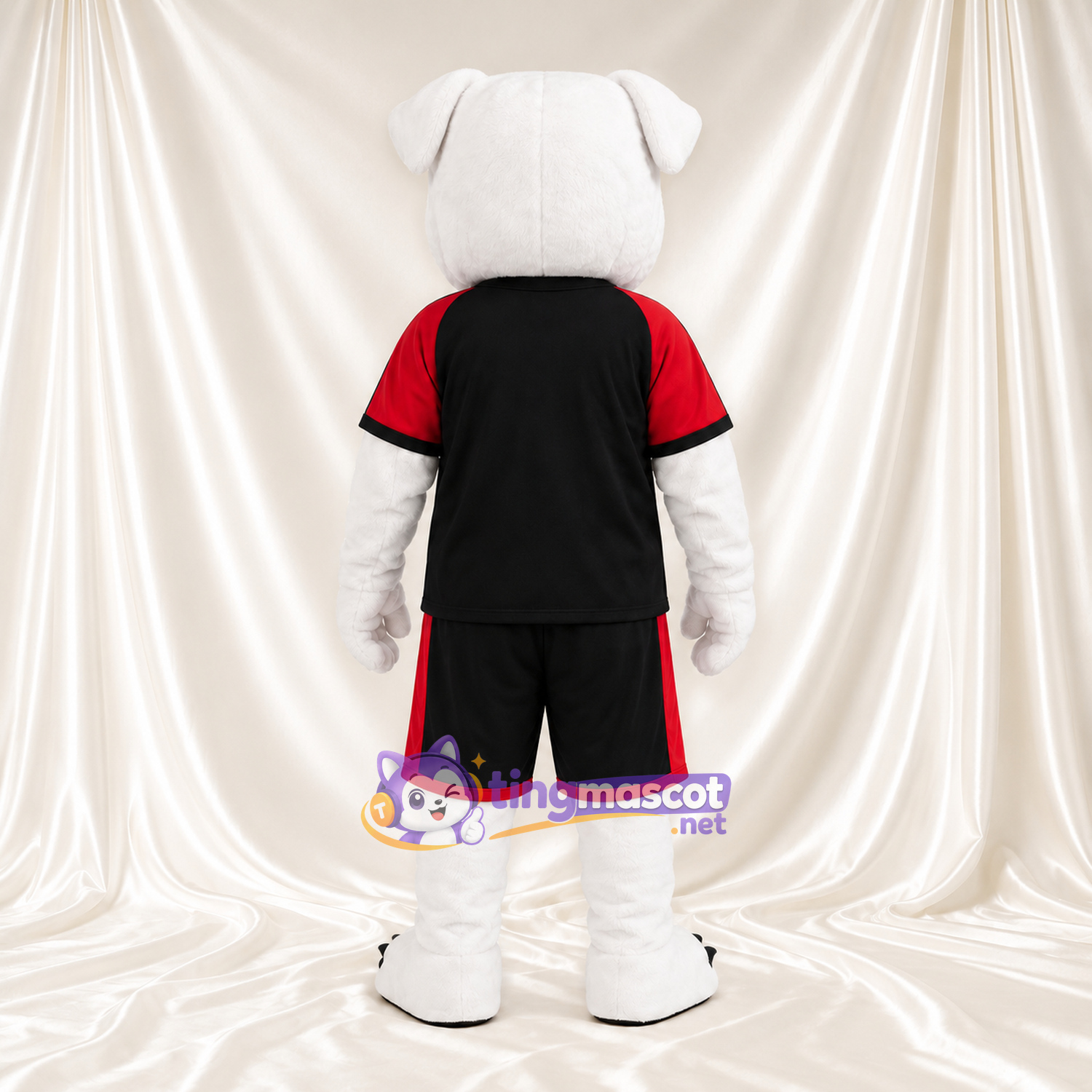 Costume de mascotte Bouledogue – blanc – Tenue de sport (noir, rouge) Costume de mascotte Bouledogue – blanc – Tenue de sport (noir, rouge)