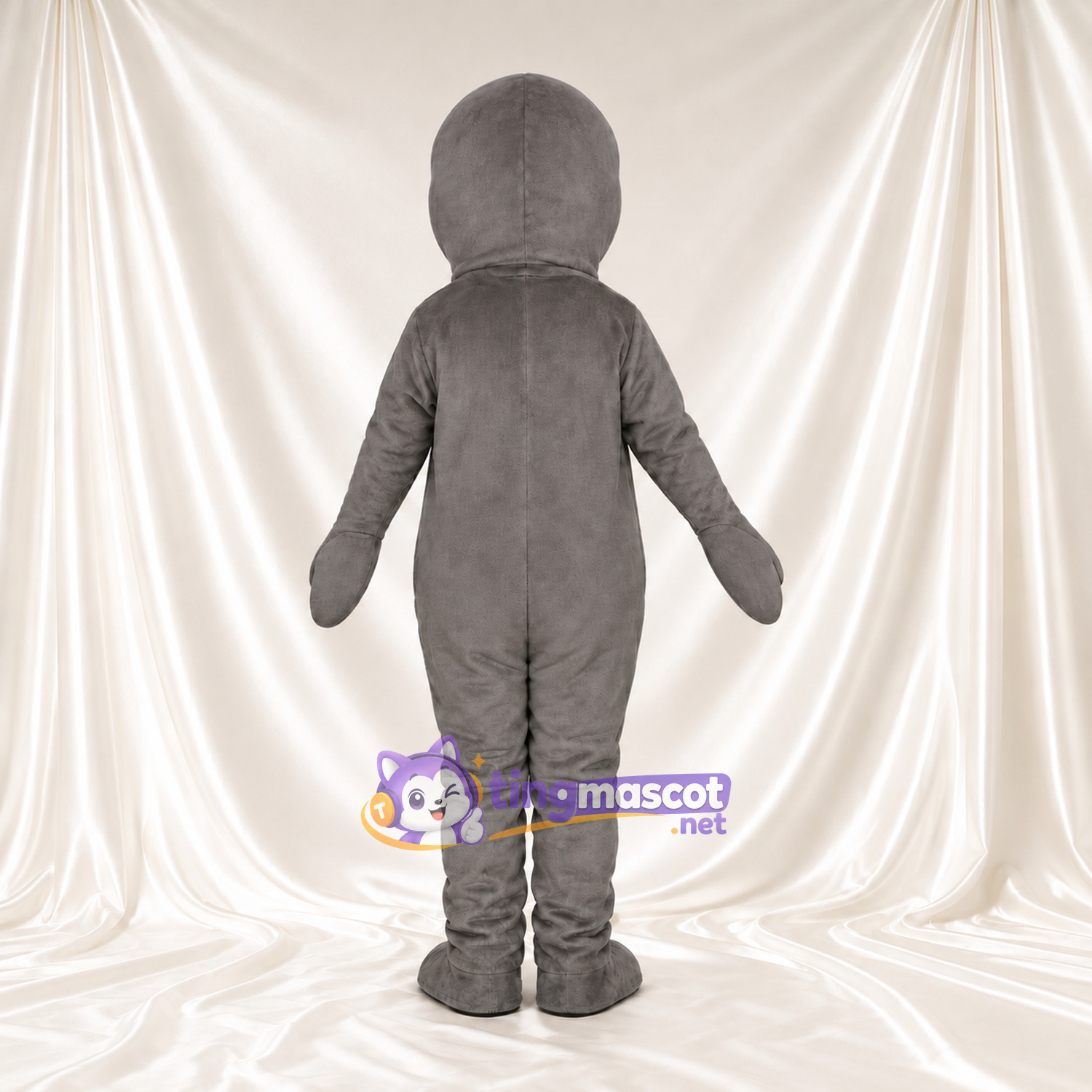 Maskottchenkostüm Delfin – grau – Bauch (weiß); Mund (rosa, lächelnd) Maskottchenkostüm Delfin – grau – Bauch (weiß); Mund (rosa, lächelnd)