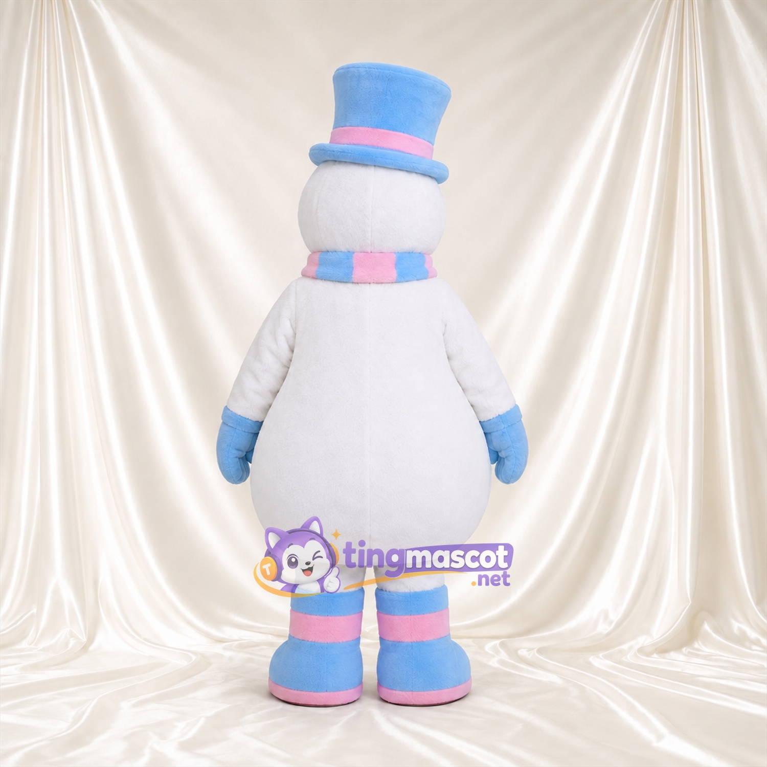 Maskottchenkostüm Schneemann – wie abgebildet – Hut (pastellfarben, blau); Schal (rosa, blau) Maskottchenkostüm Schneemann – wie abgebildet – Hut (pastellfarben, blau); Schal (rosa, blau)