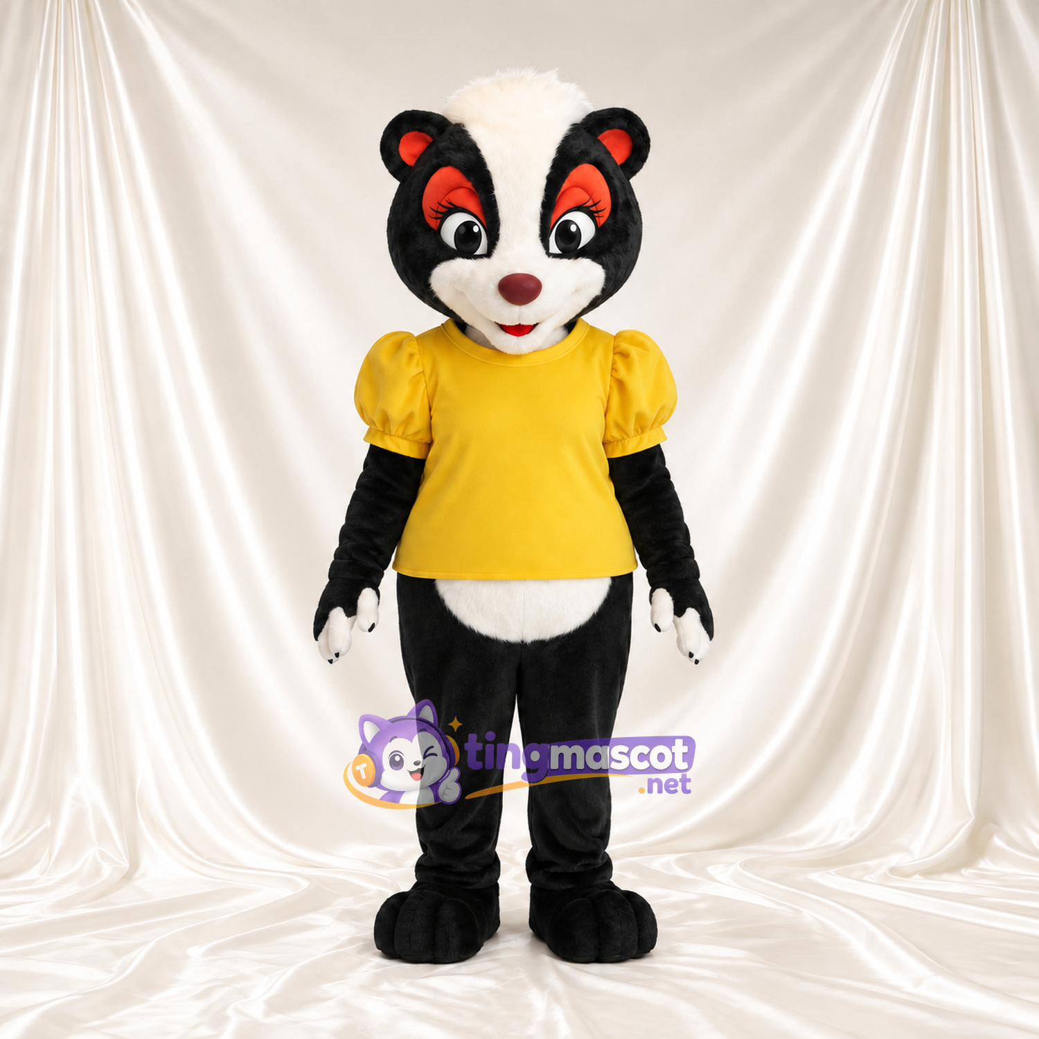 Costume de mascotte Mouffette – noir / blanc – Chemisier (jaune) Costume de mascotte Mouffette – noir / blanc – Chemisier (jaune)