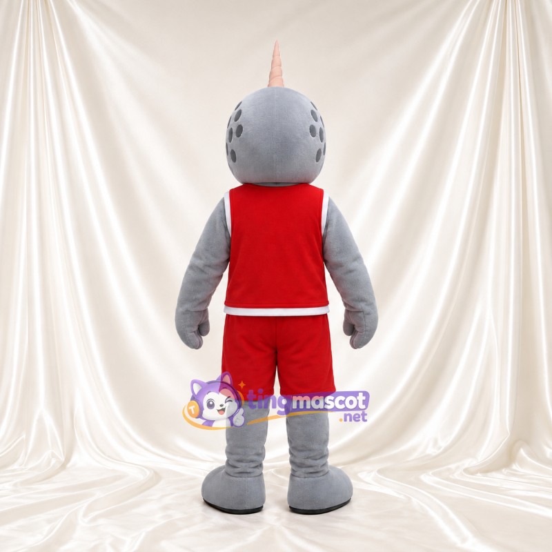 Maskottchenkostüm Narwal – grau – Outfit (rot, sportlich); Horn (lang) Maskottchenkostüm Narwal – grau – Outfit (rot, sportlich); Horn (lang)