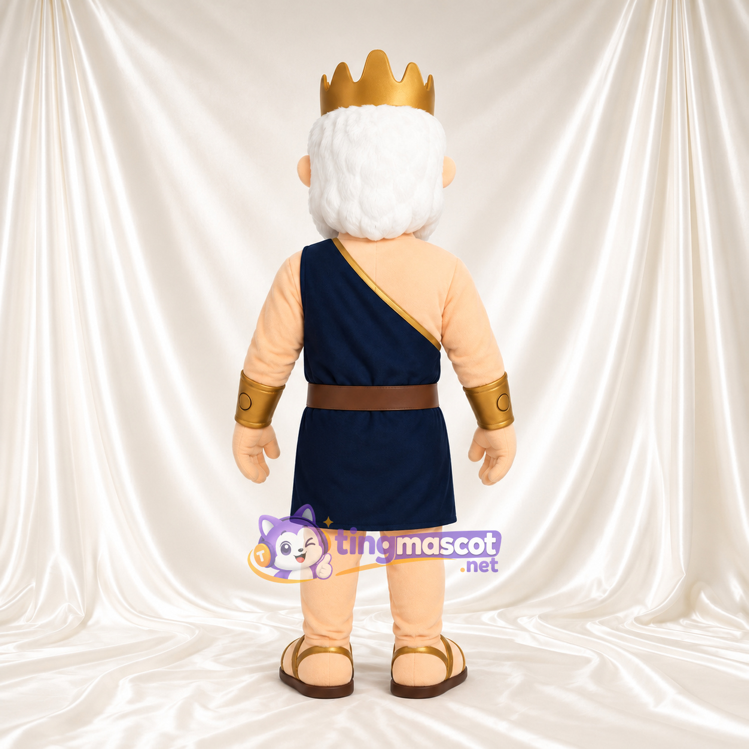 Maskottchenkostüm Bärtiger König – wie abgebildet – Krone (goldfarben); Toga (marineblau) Maskottchenkostüm Bärtiger König – wie abgebildet – Krone (goldfarben); Toga (marineblau)