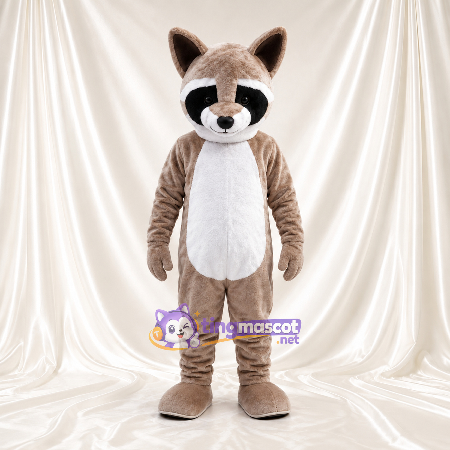 Costume de mascotte Raton laveur – brun clair – Ventre (blanc); Masque autour des yeux (noir) Costume de mascotte Raton laveur – brun clair – Ventre (blanc); Masque autour des yeux (noir)